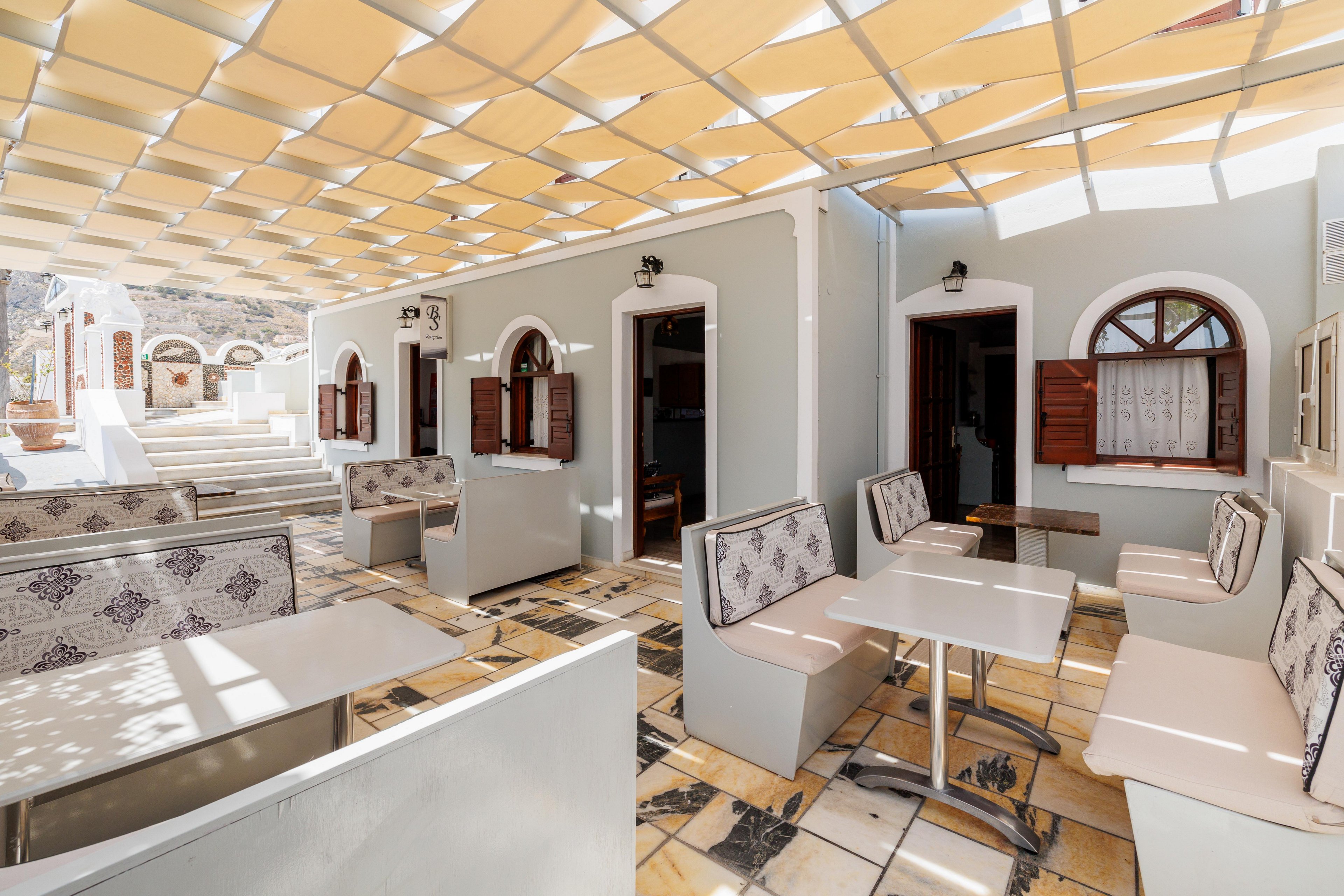 Black Sand Apartments