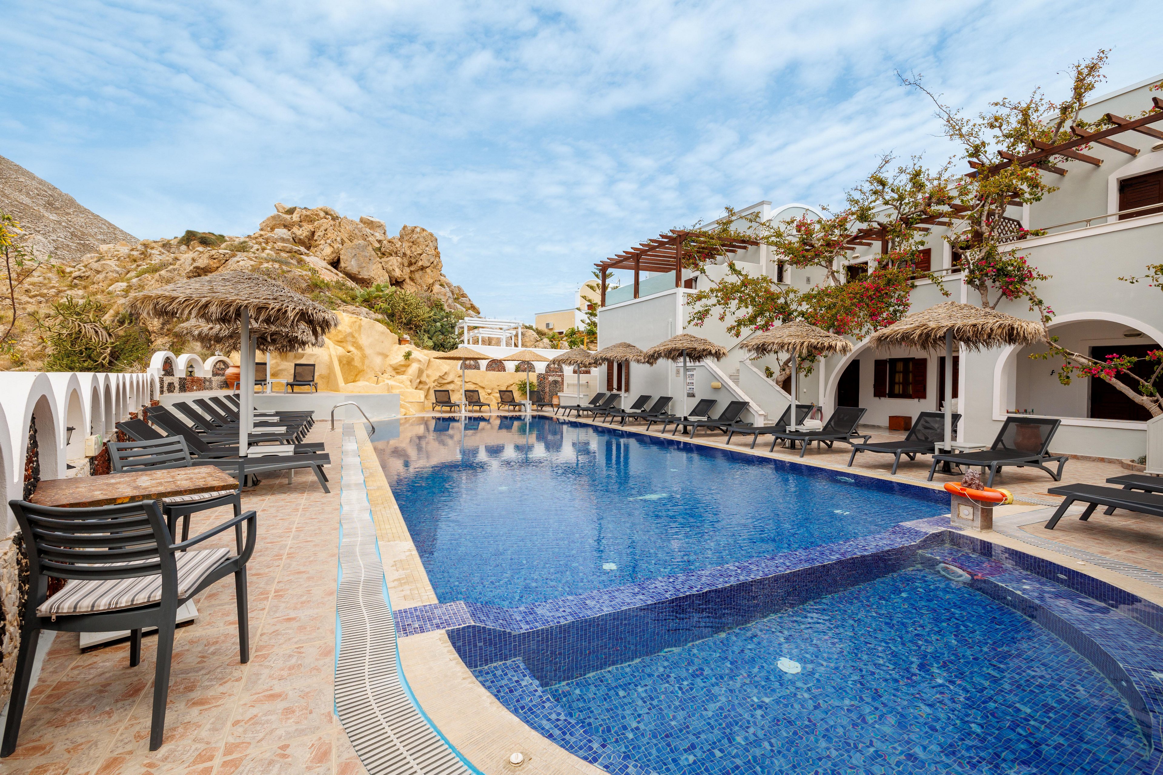 Black Sand Apartments