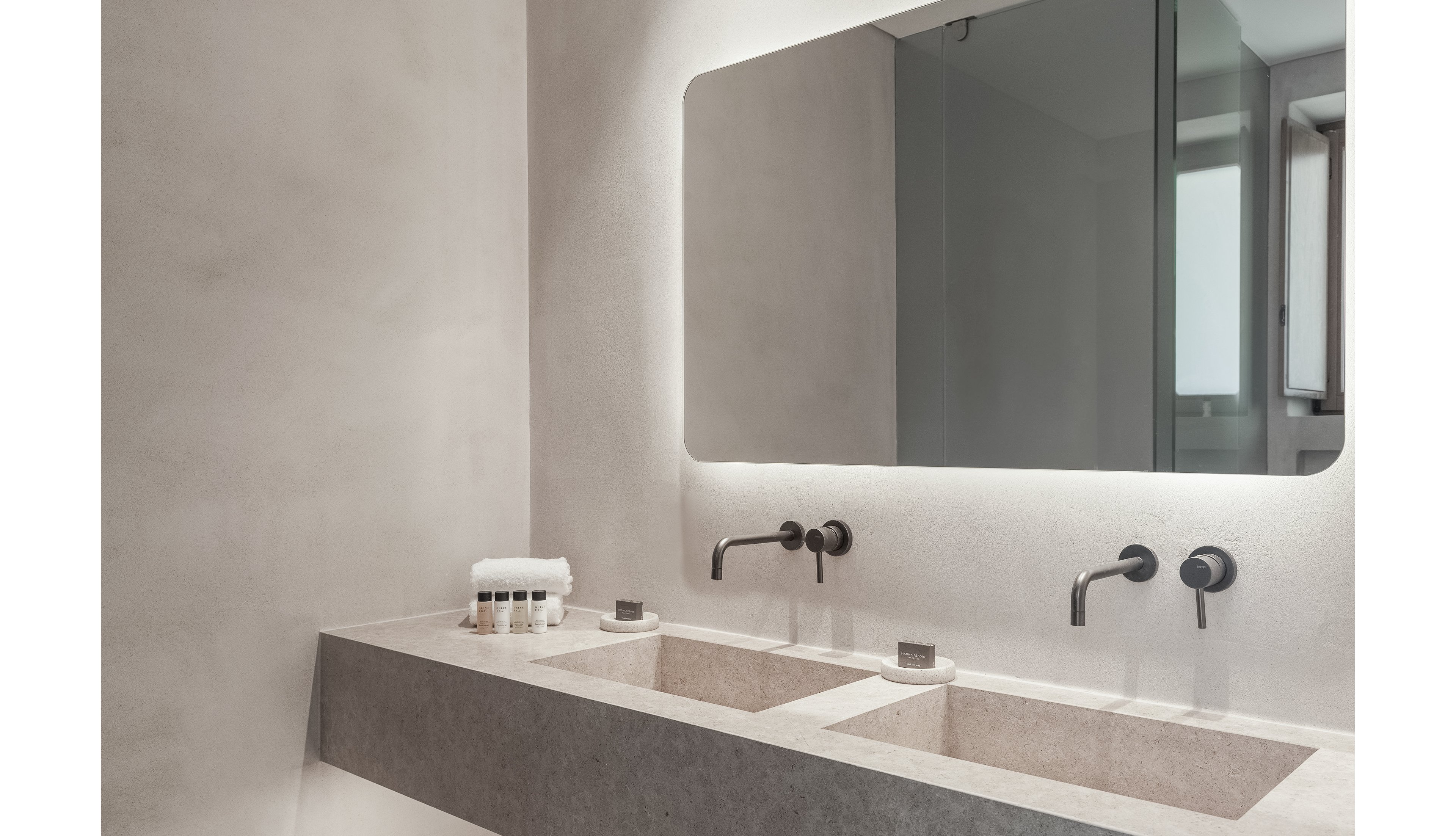 Magma Resort Santorini - The Unbound Collection by Hyatt