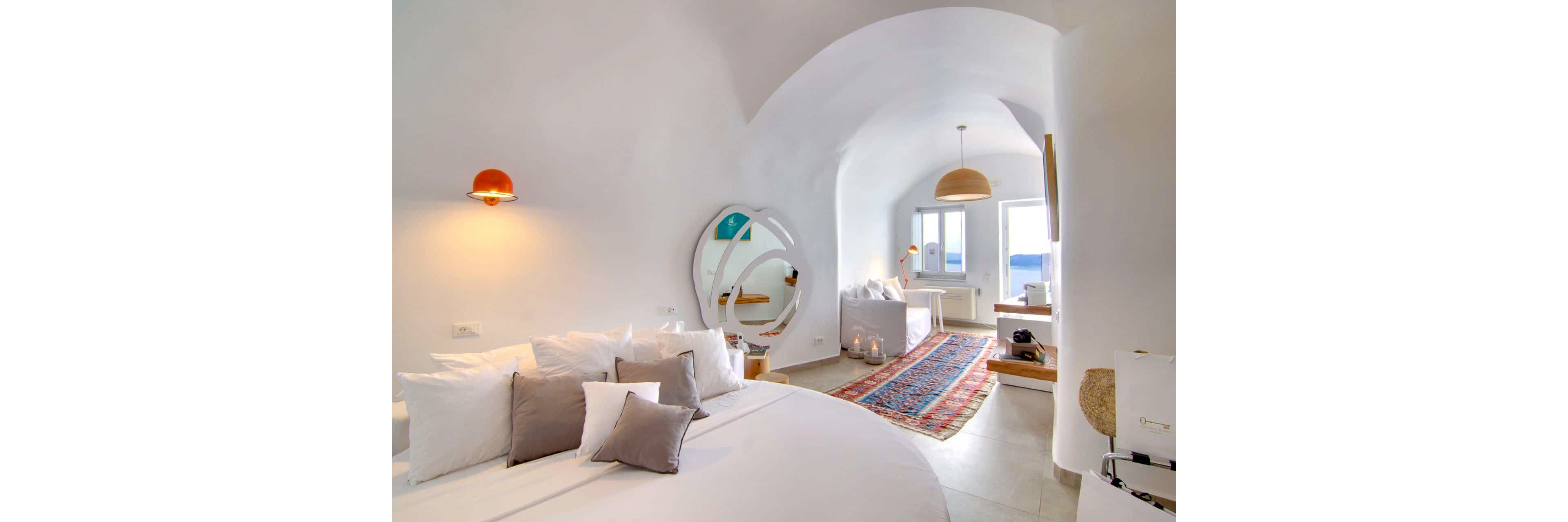 Santorini Secret Suites & Spa
