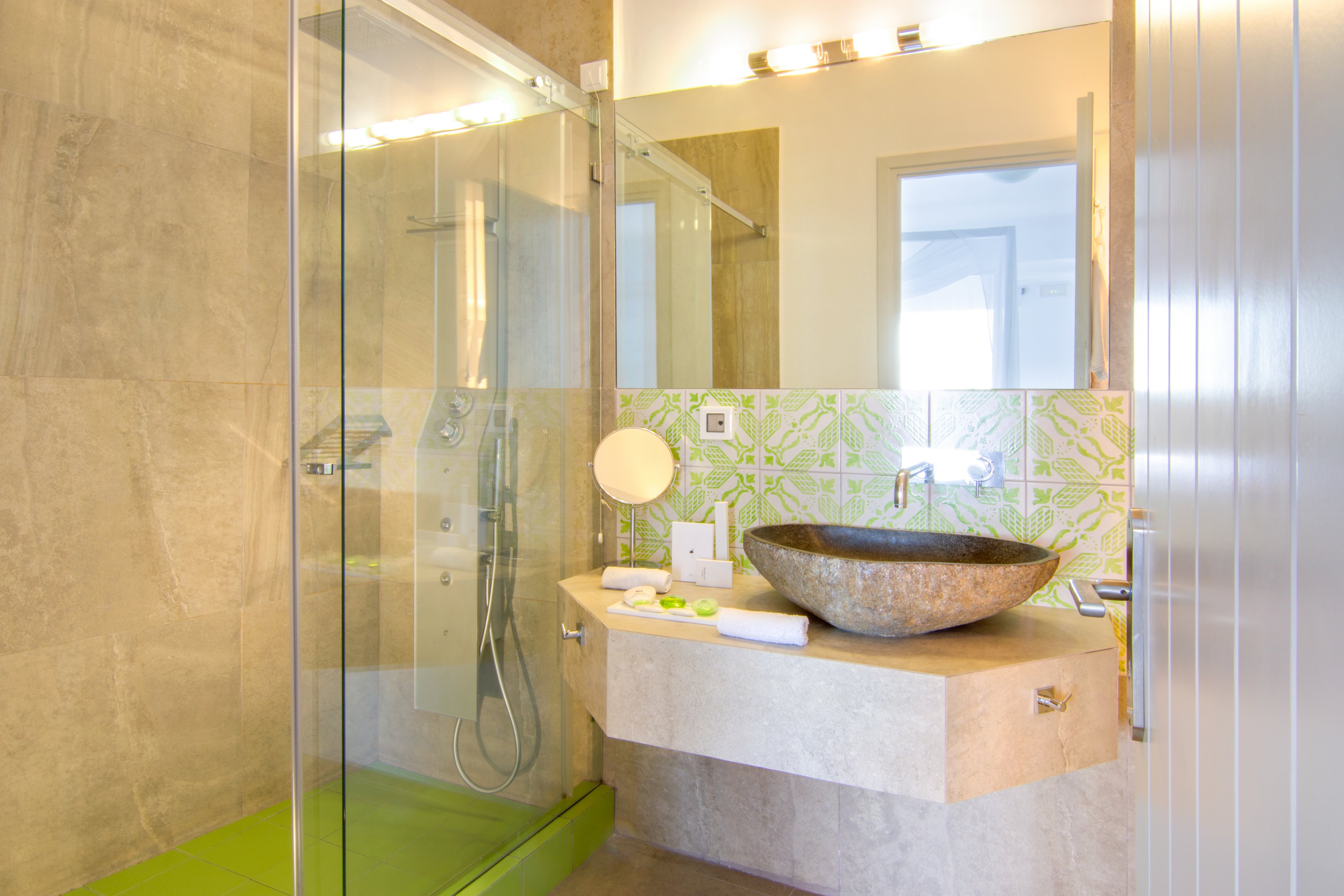 Santorini Secret Suites & Spa