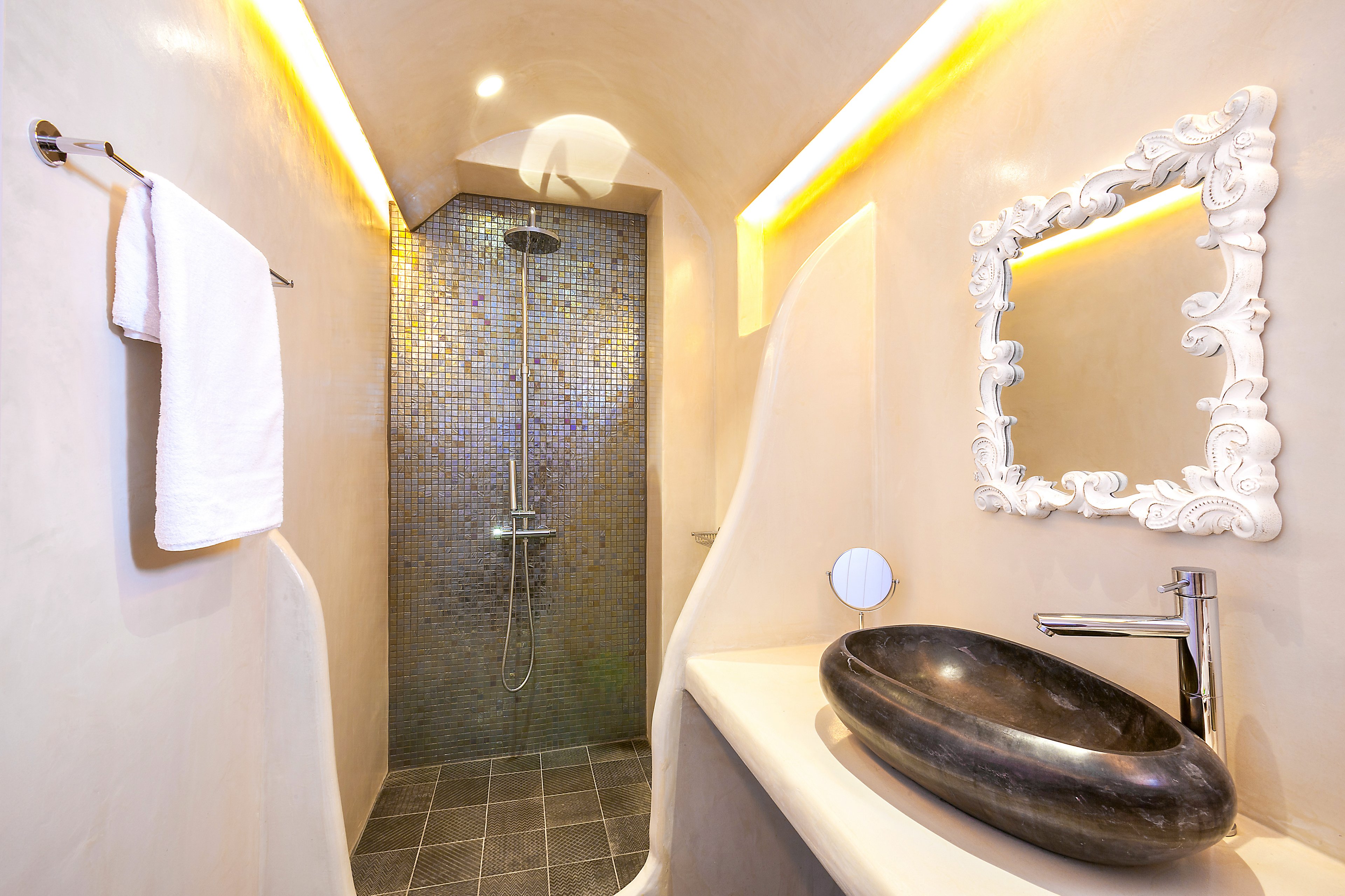 Santorini Secret Premium