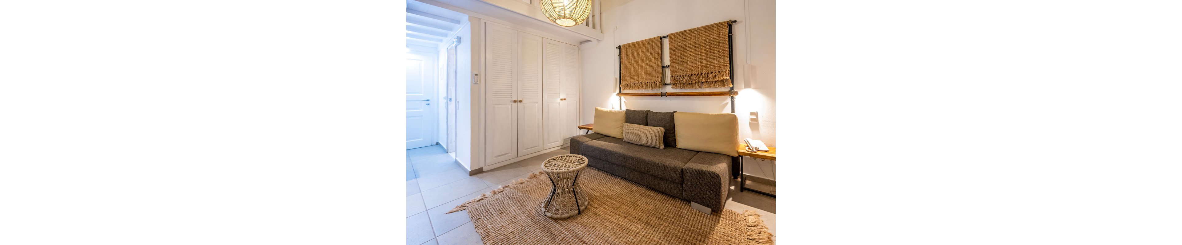 Smy Santorini Suites & Villas