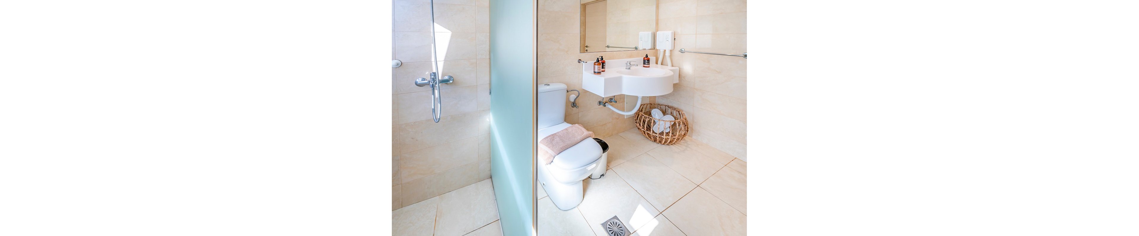 Smy Santorini Suites & Villas