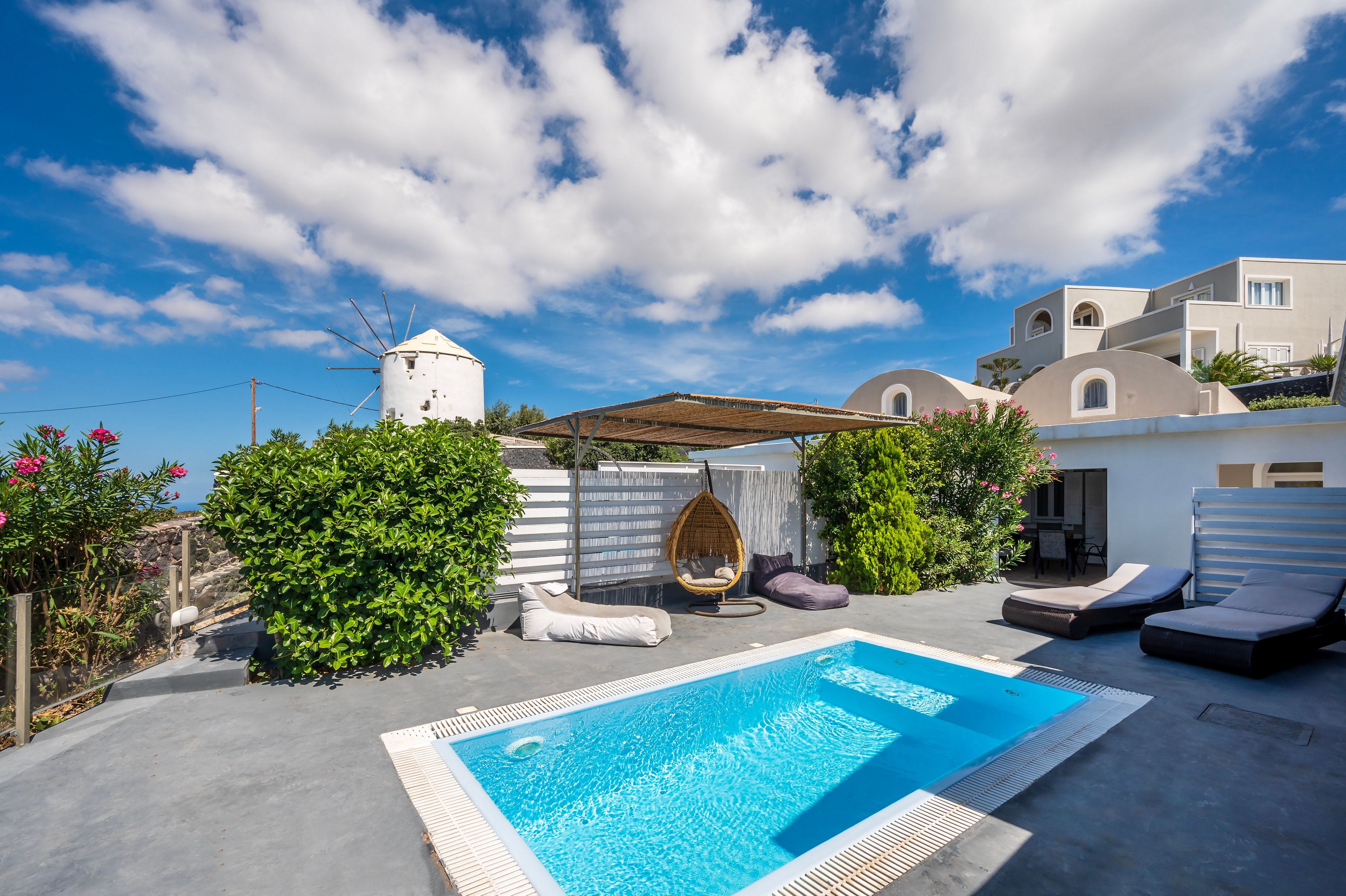 Smy Santorini Suites & Villas