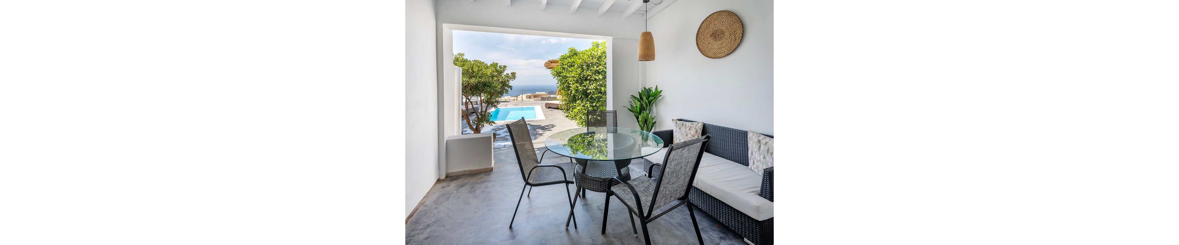 Smy Santorini Suites & Villas