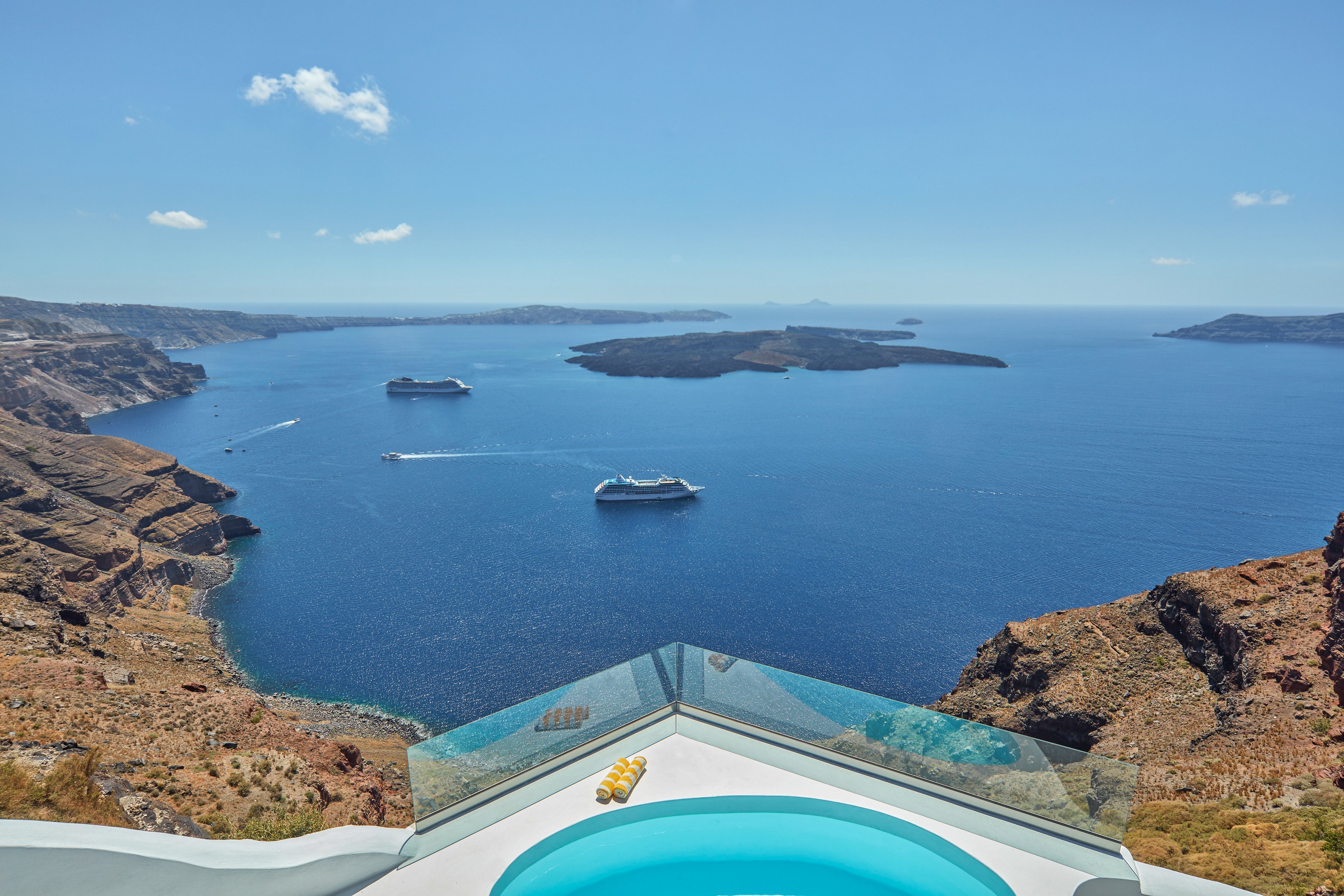 Katikies Chromata Santorini