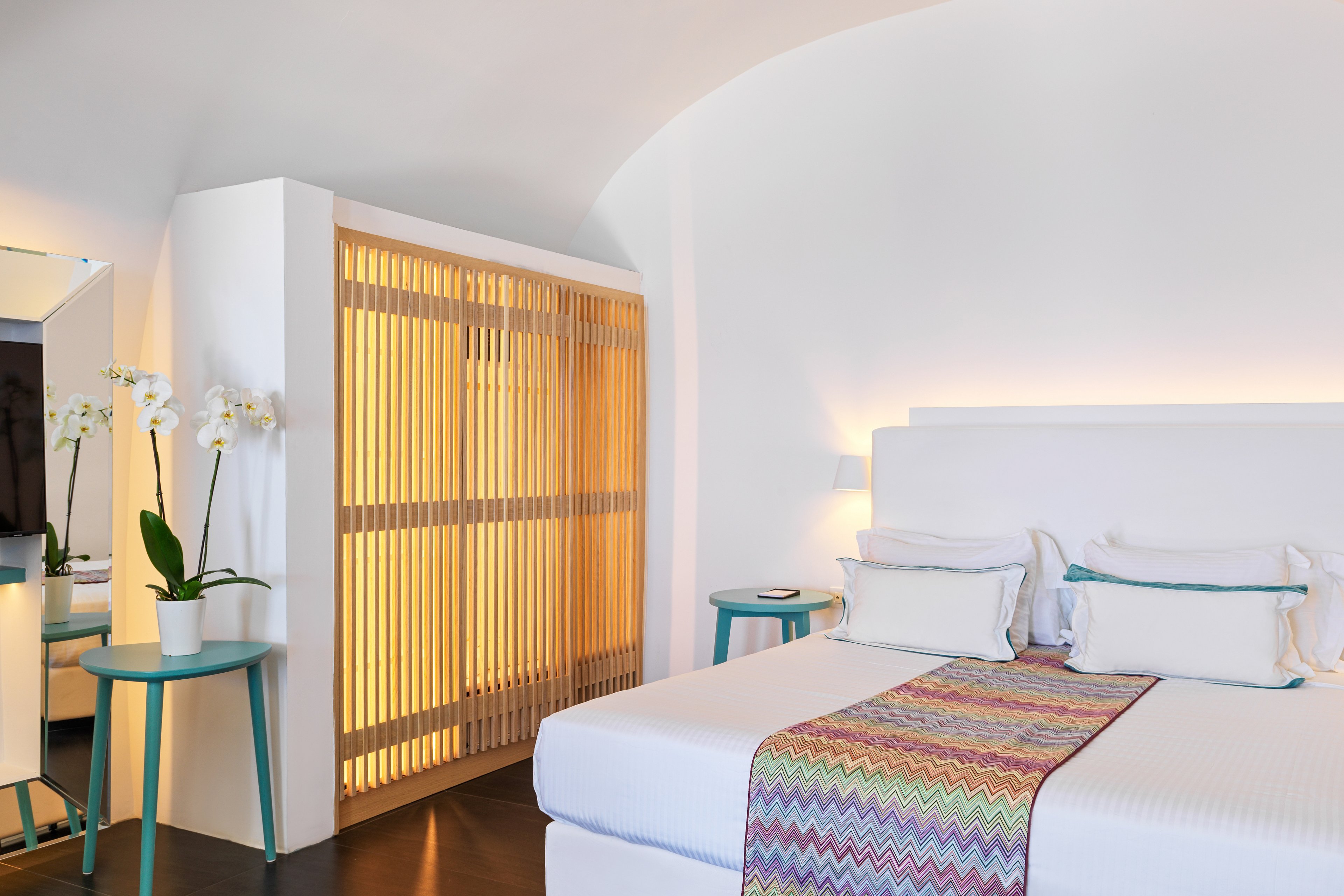 Katikies Chromata Santorini