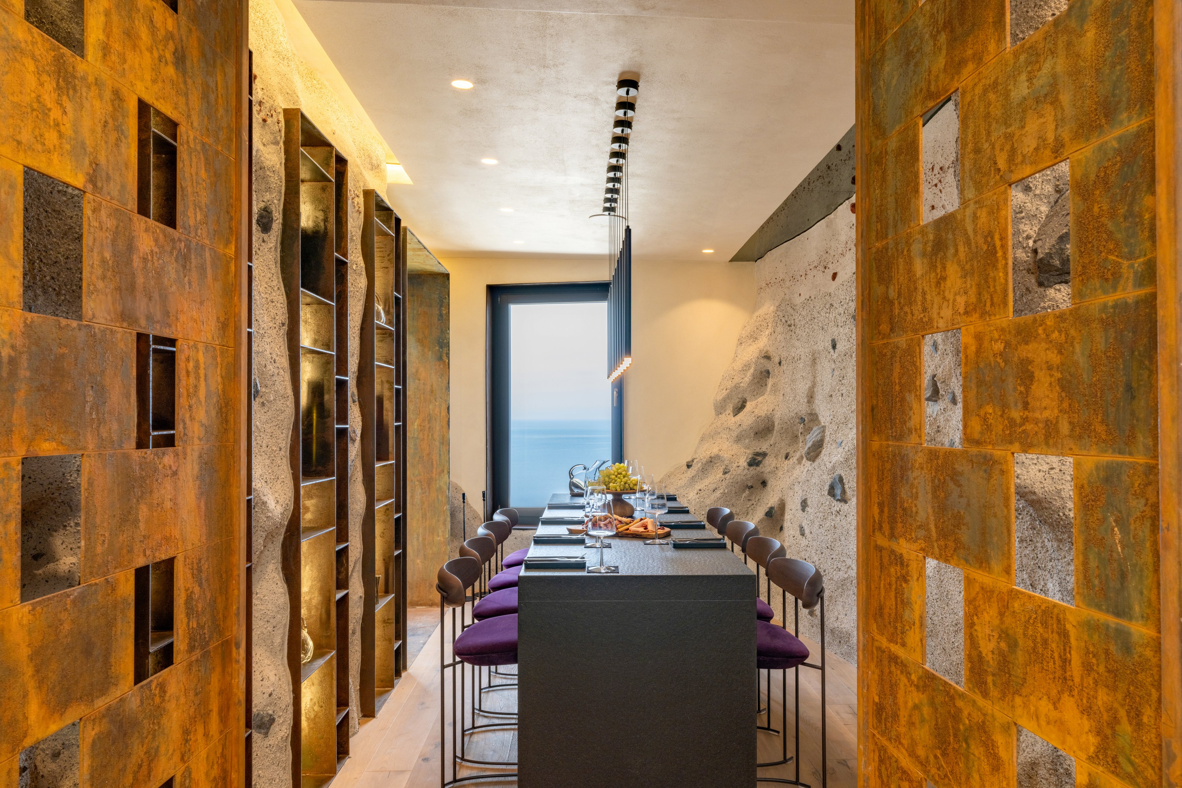 Santo Mine Oia Suites