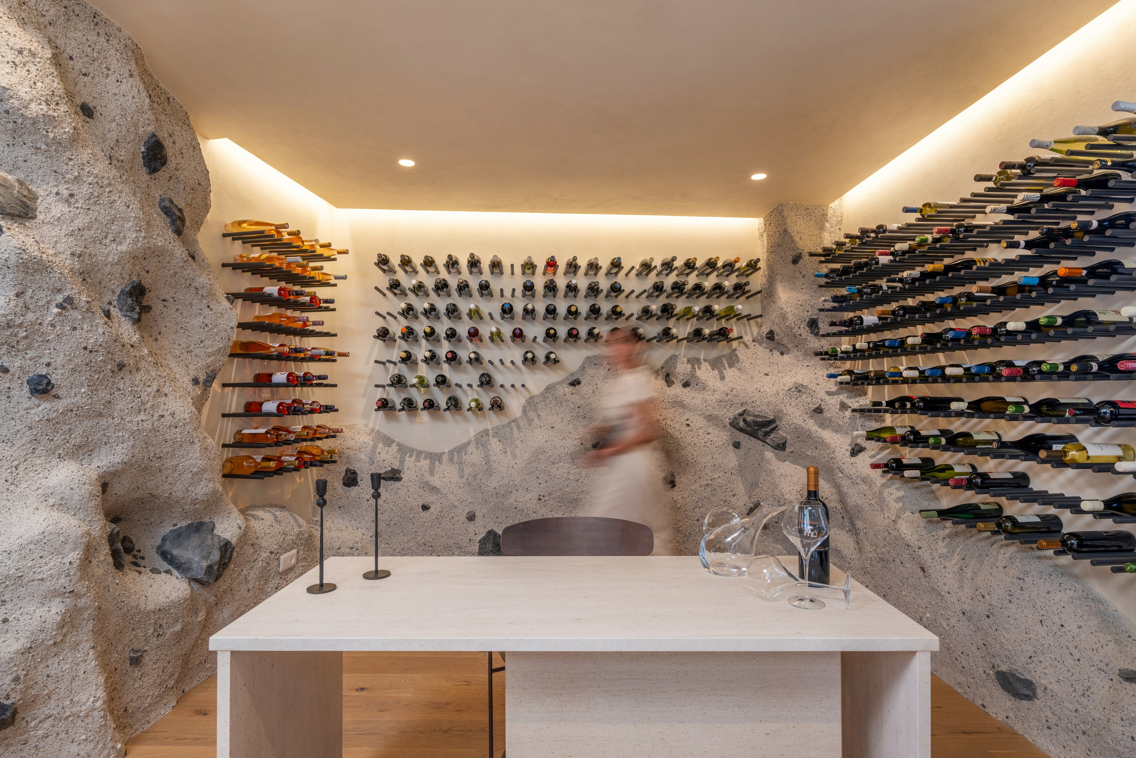 Santo Mine Oia Suites