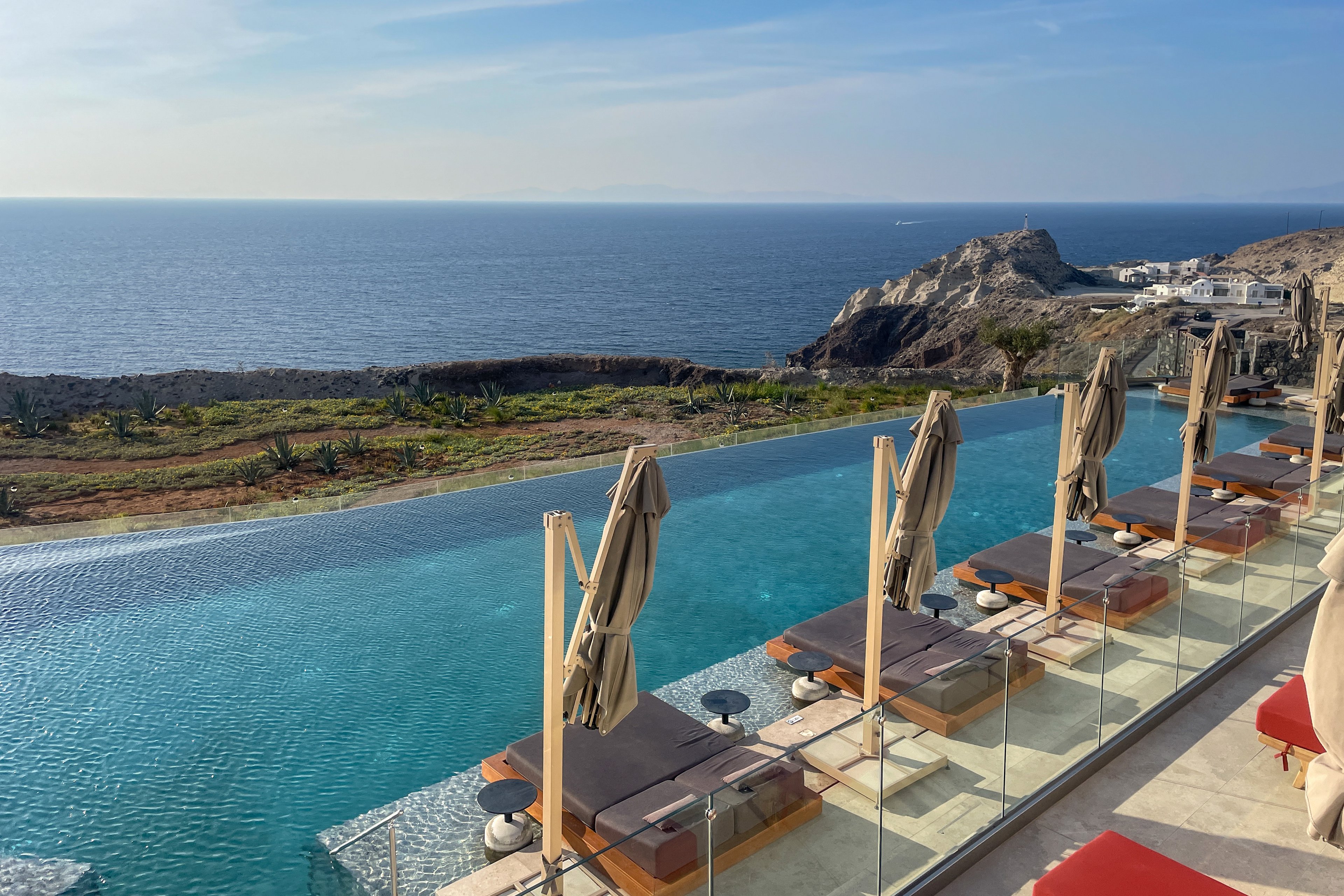 Santo Mine Oia Suites
