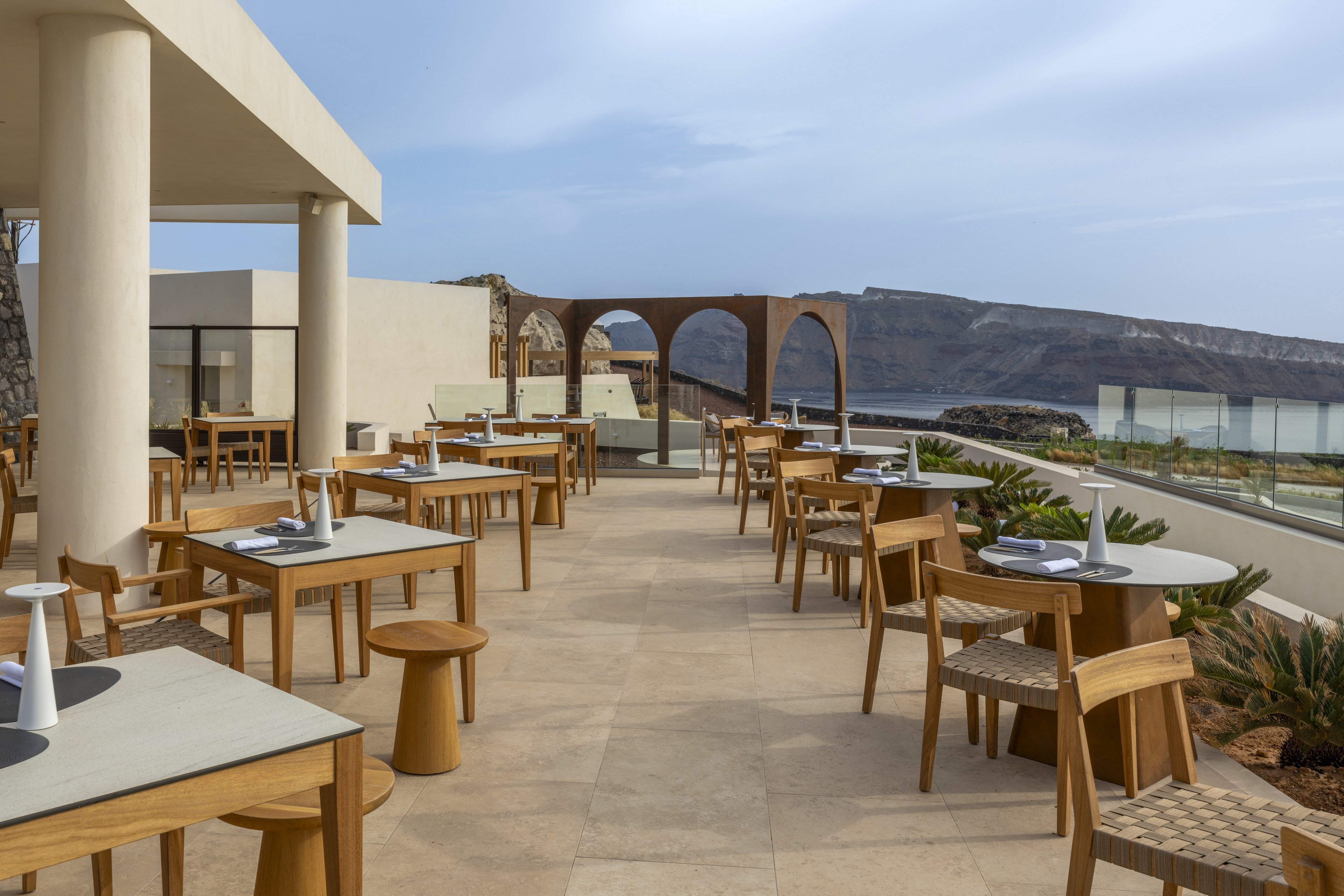 Santo Mine Oia Suites