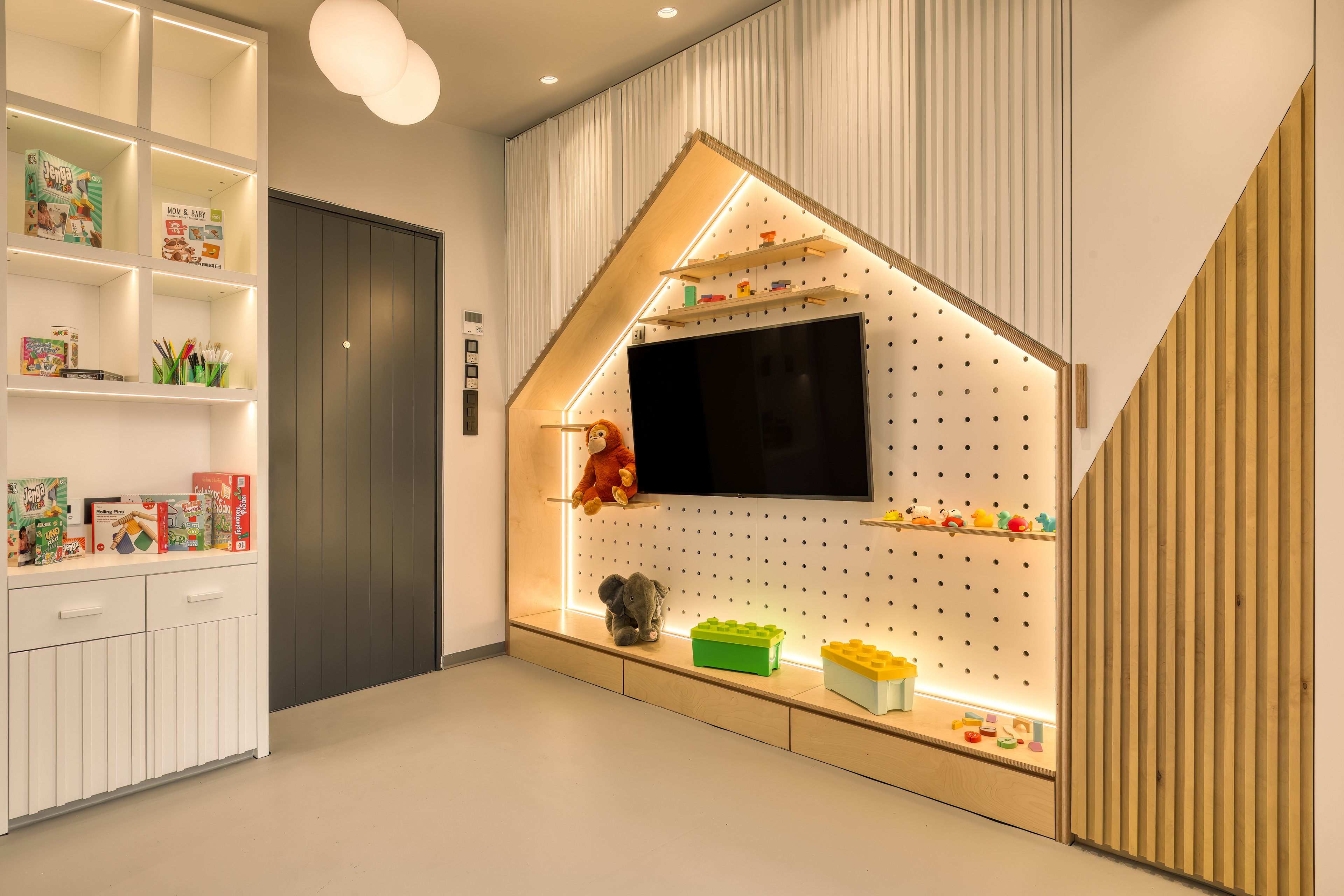 Domes Novos Santorini