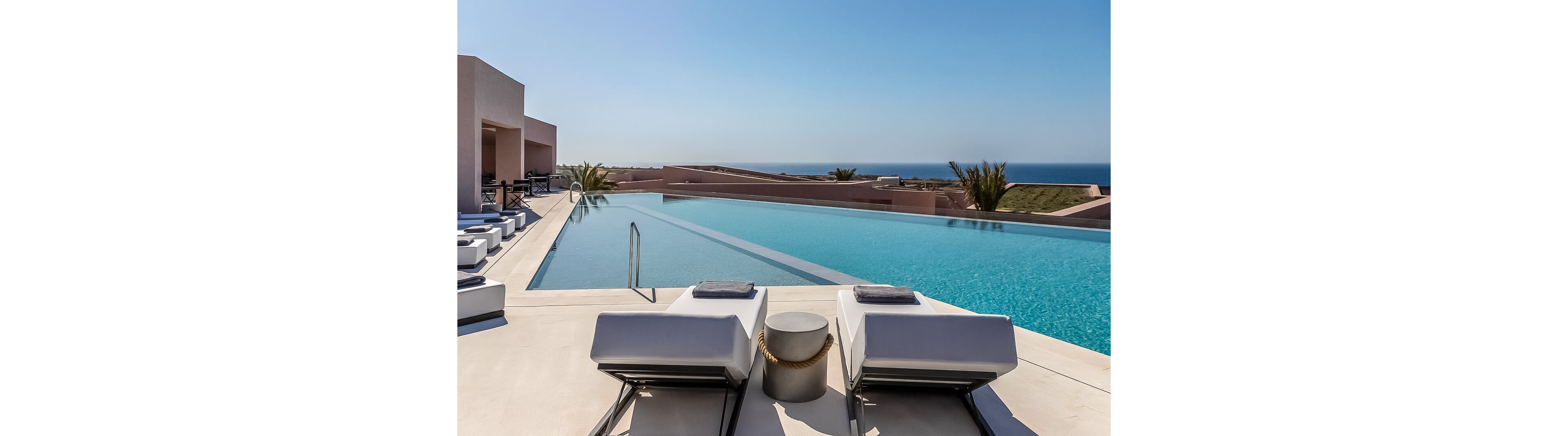 Domes Novos Santorini