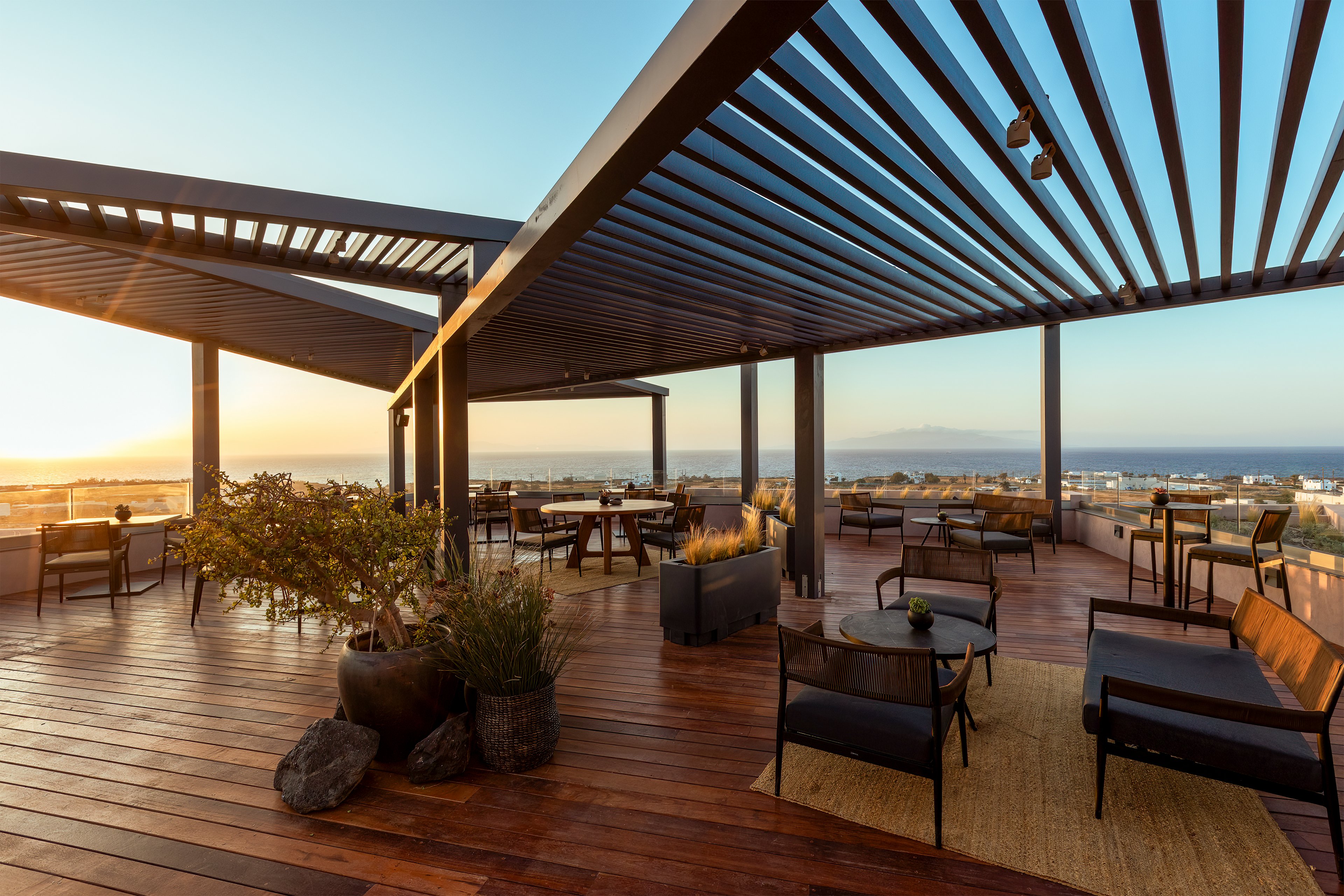 Domes Novos Santorini