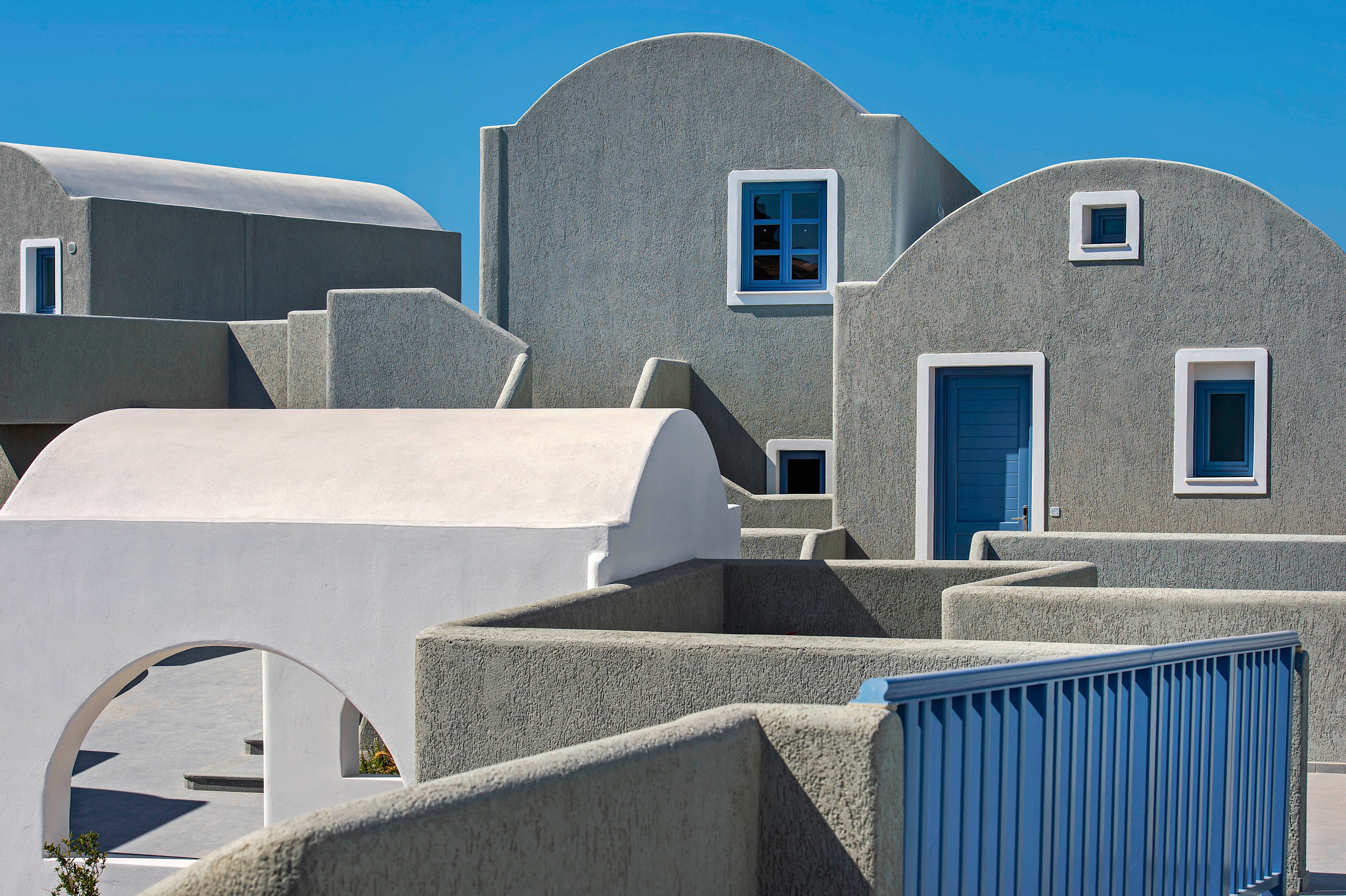 Acroterra Rosa Luxury Suites