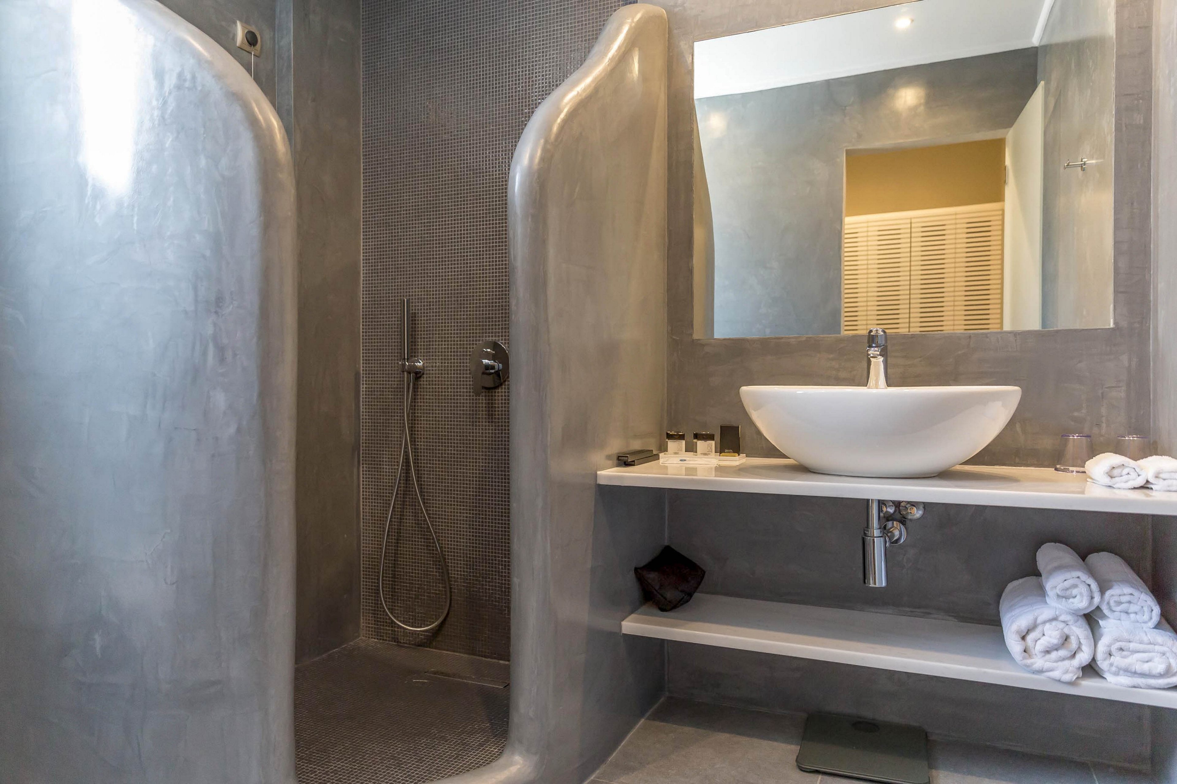 Acroterra Rosa Luxury Suites