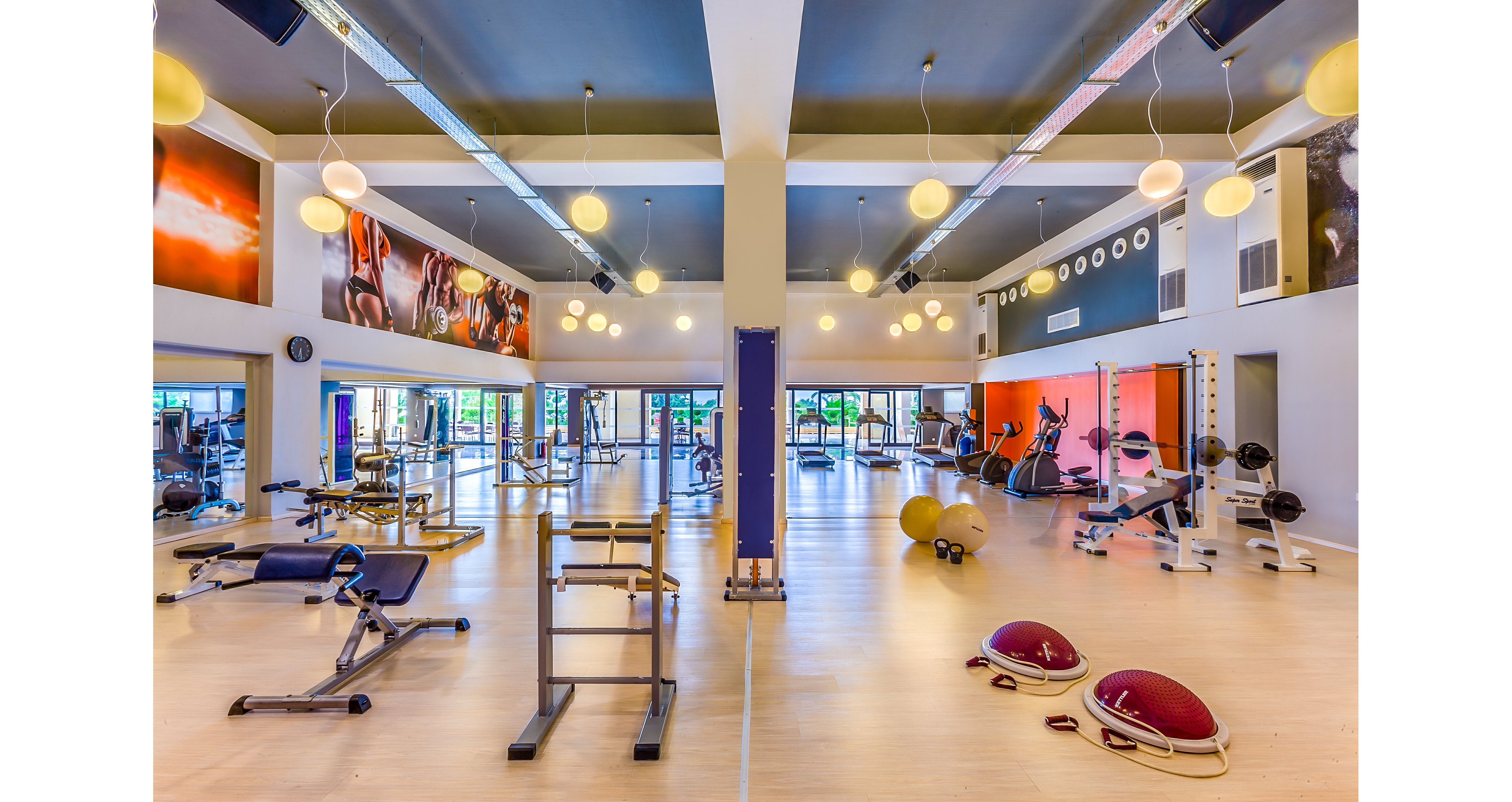 Kipriotis Maris Suites