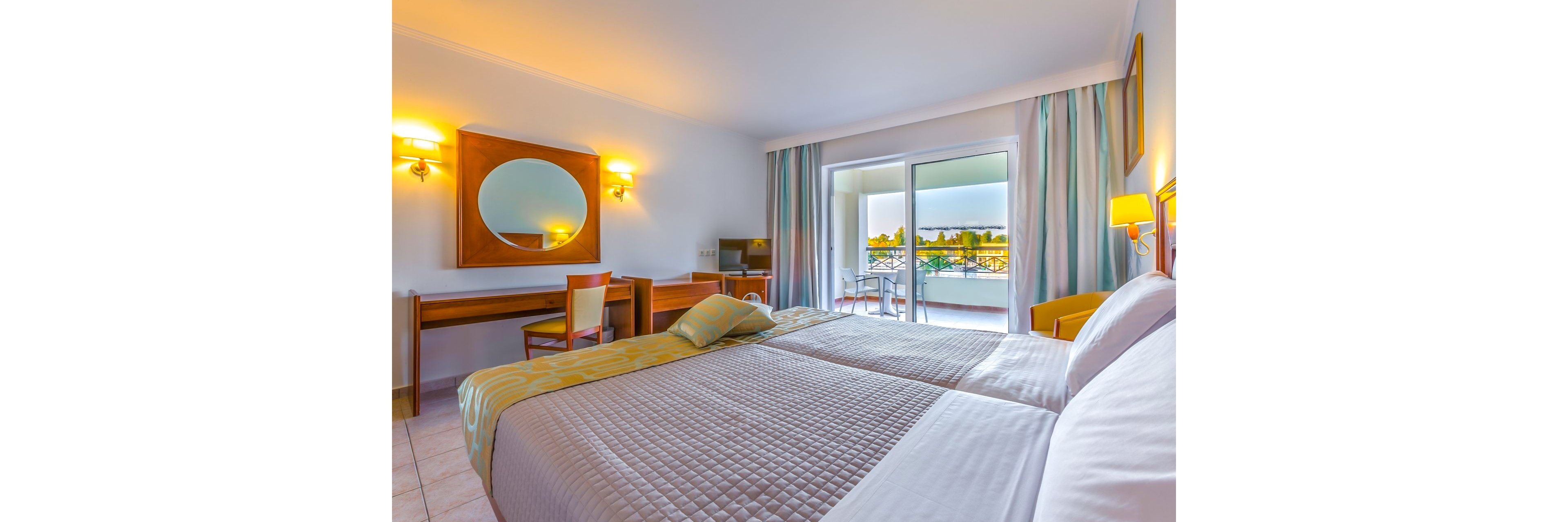Kipriotis Maris Suites