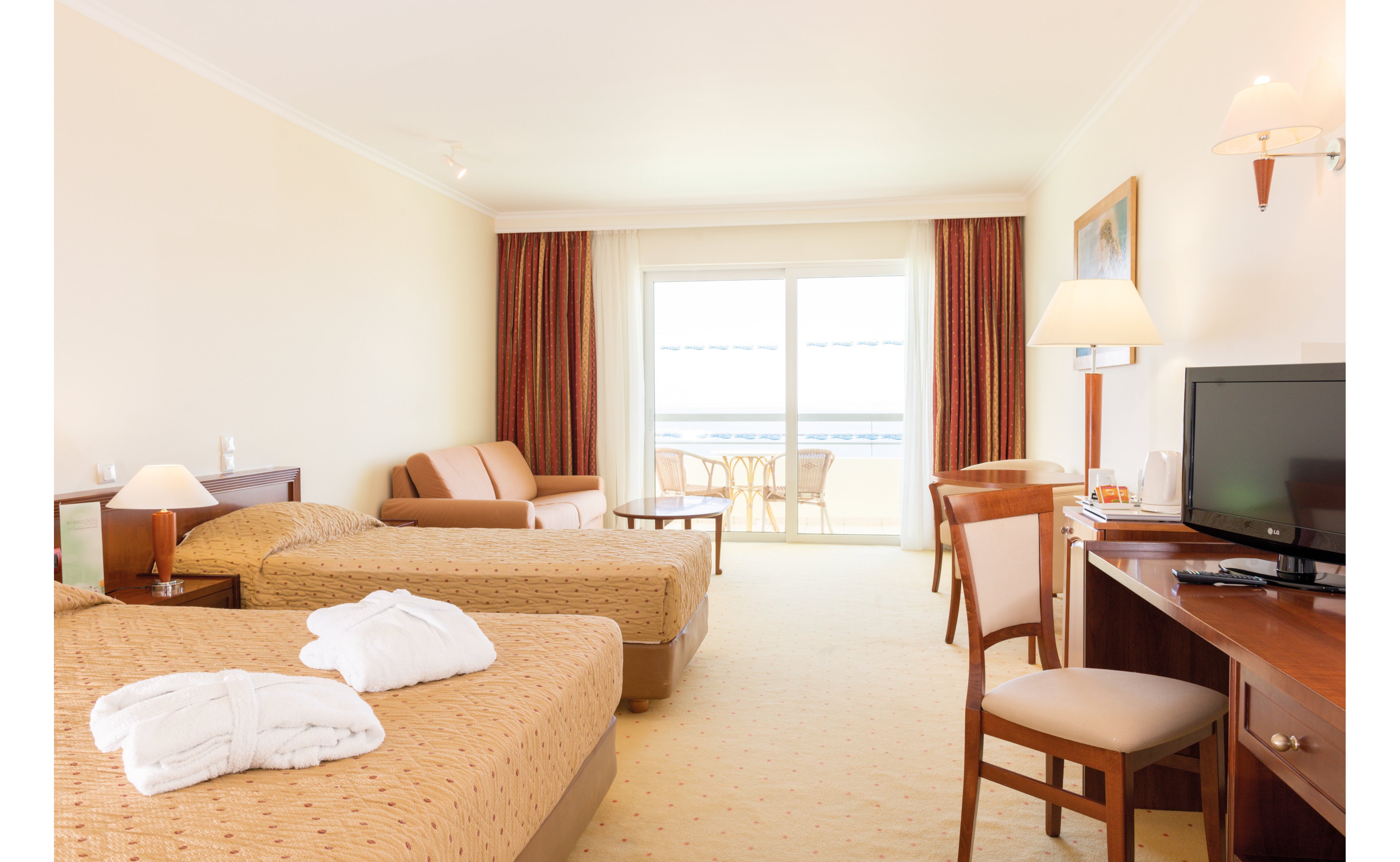 Kipriotis Panorama Hotel and Suites