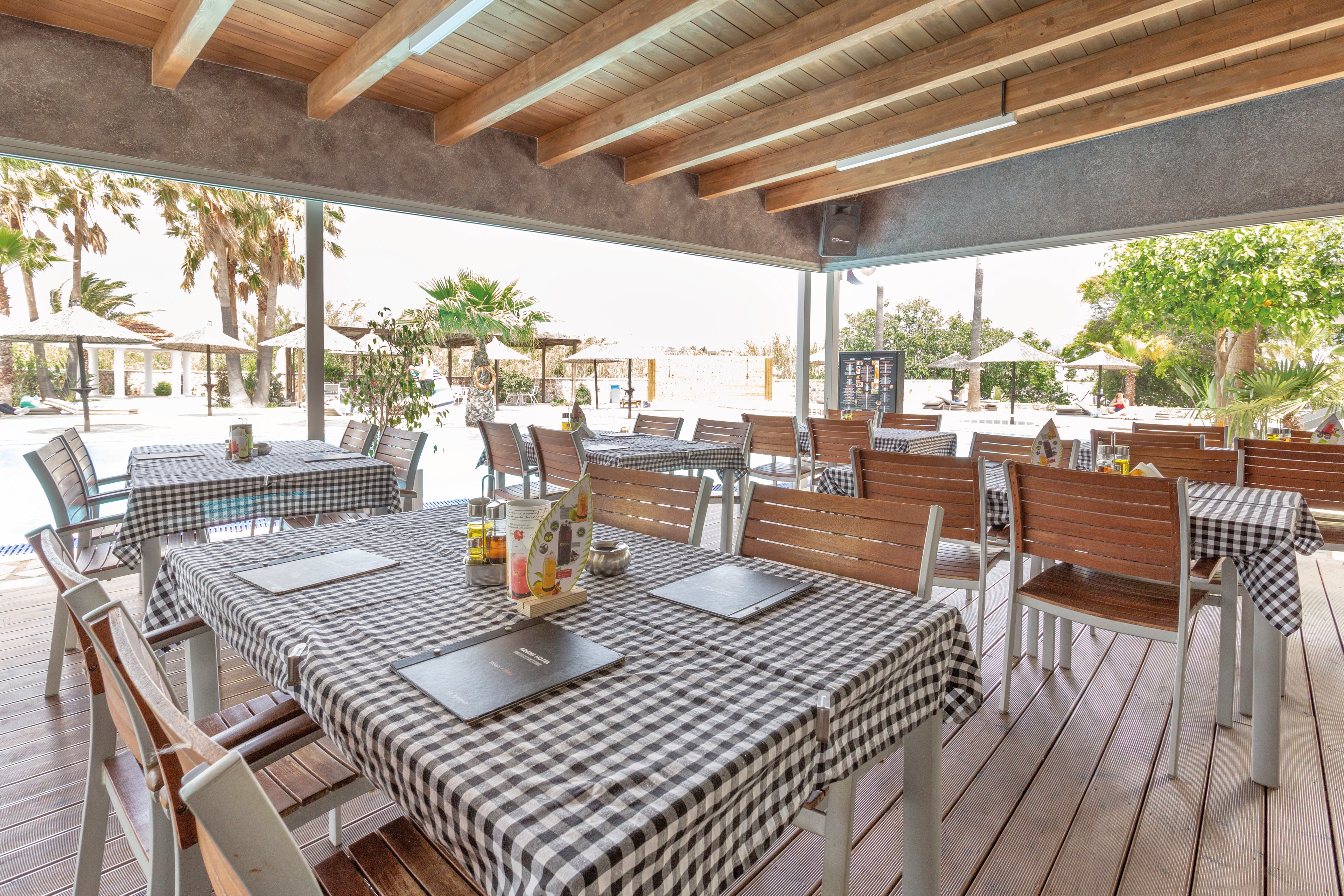 Argiri Hotel and Apartments