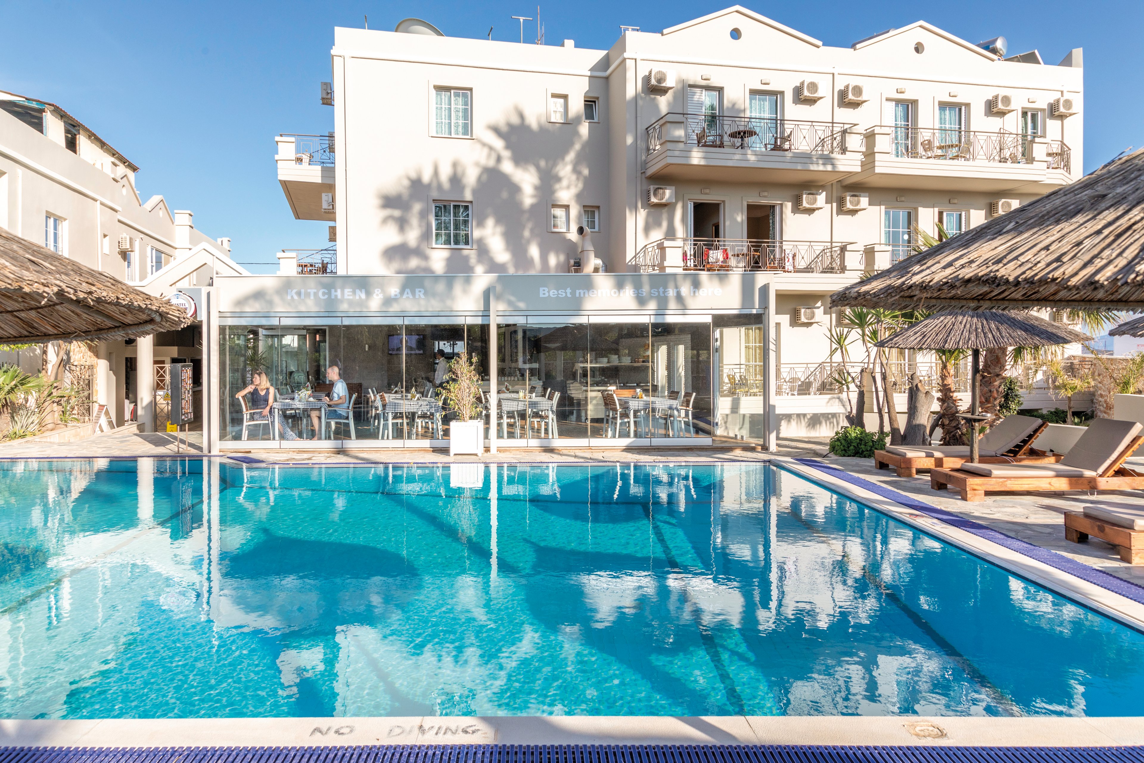 Argiri Hotel and Apartments