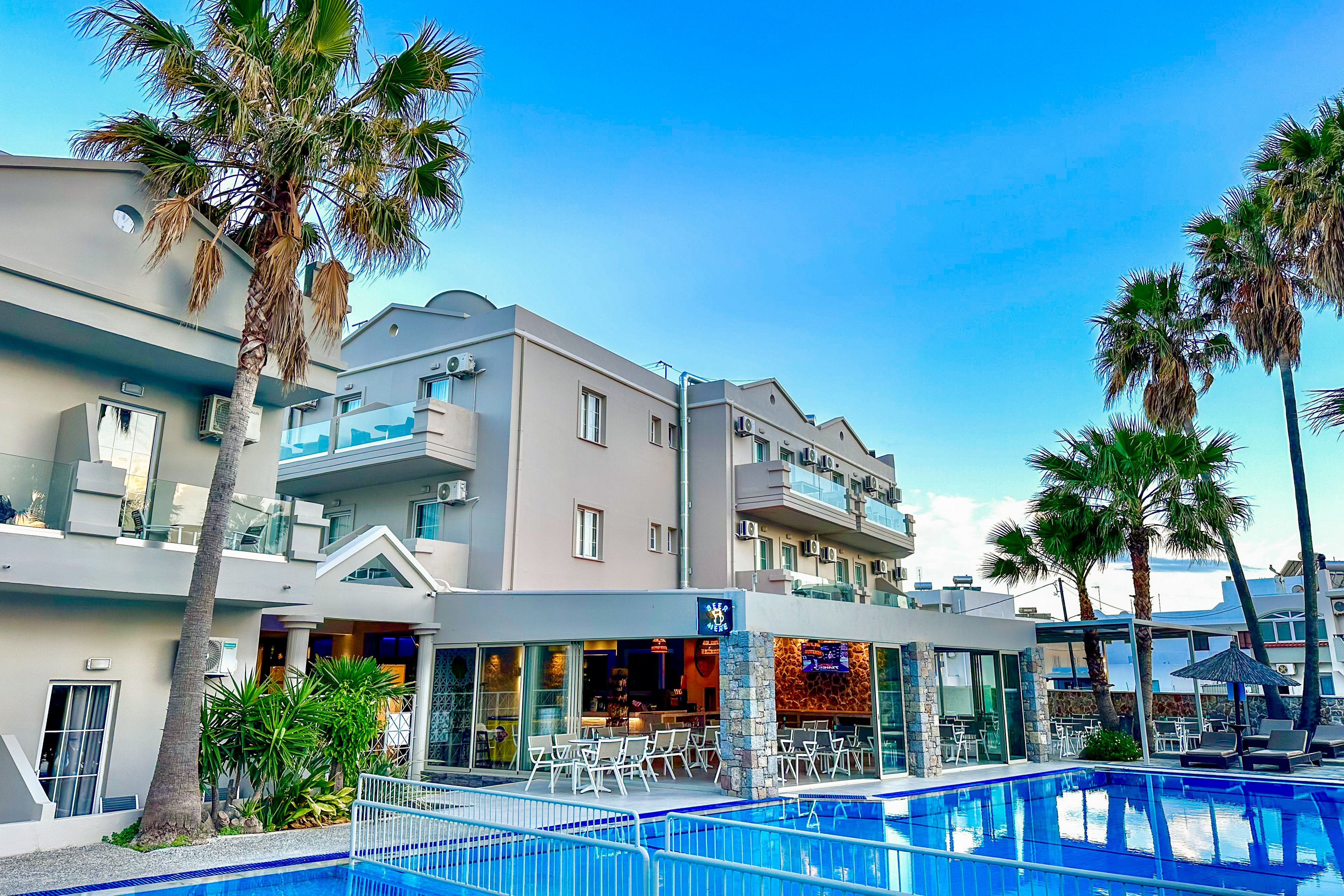 Argiri Hotel and Apartments