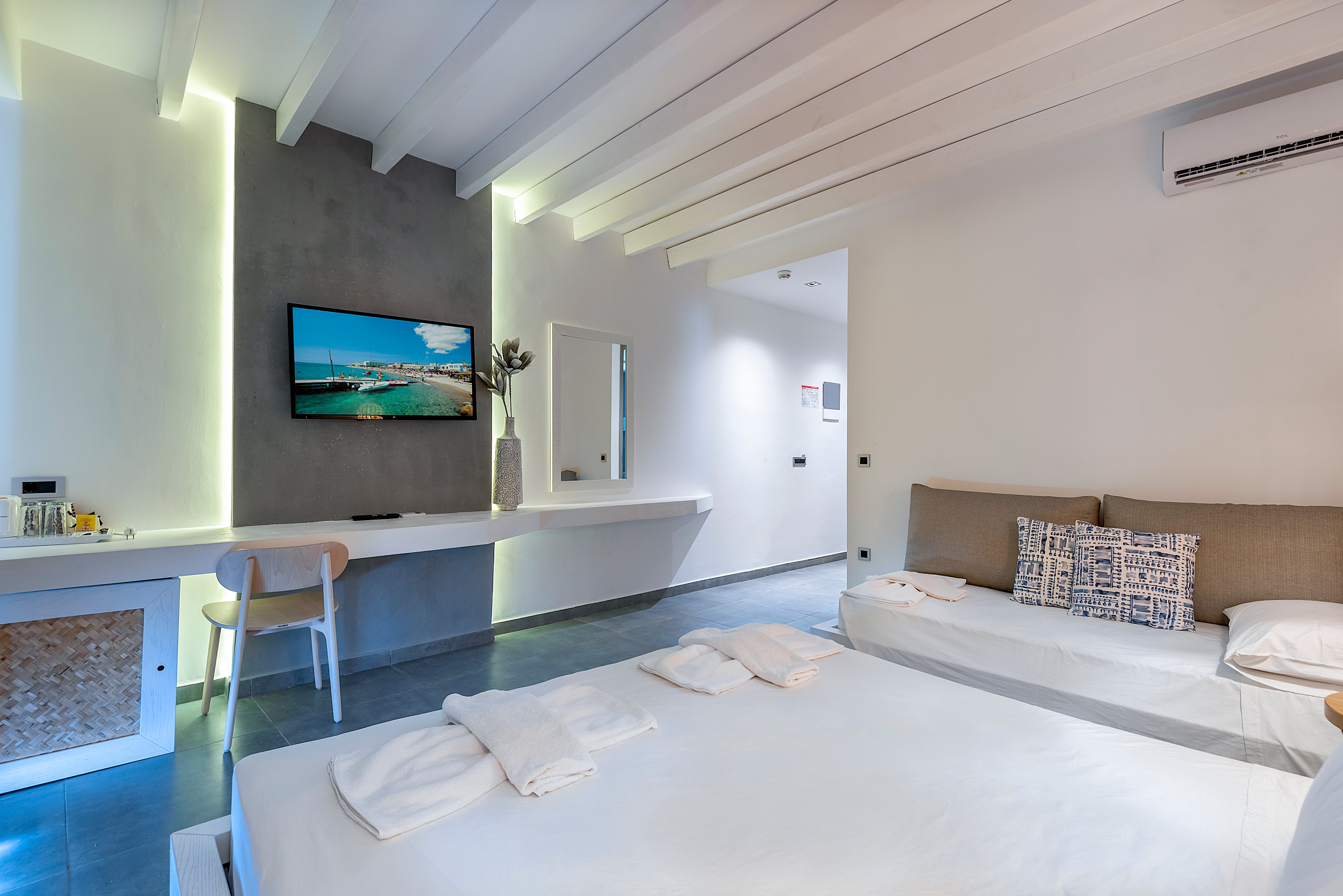 Argiri Hotel and Apartments