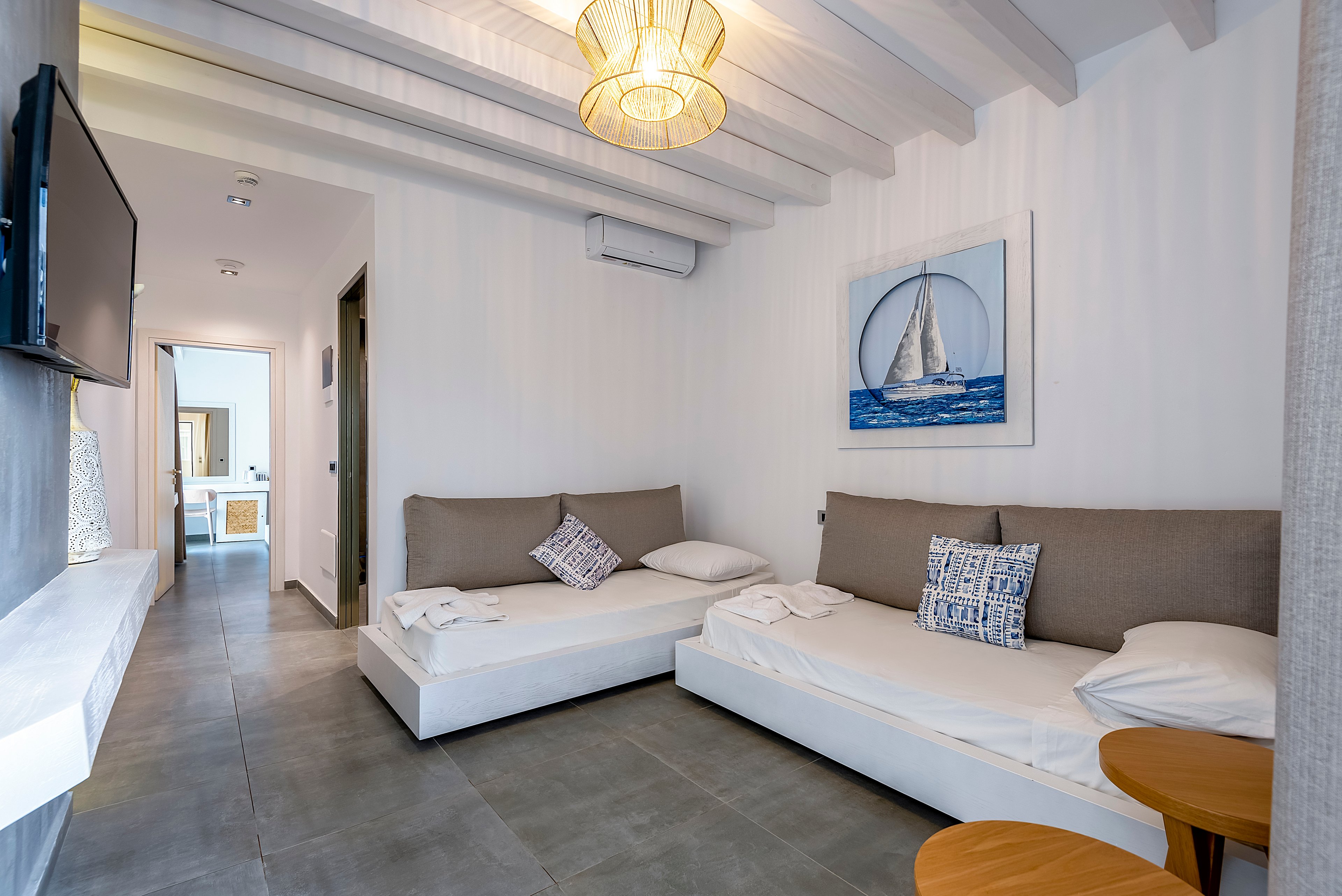 Argiri Hotel and Apartments