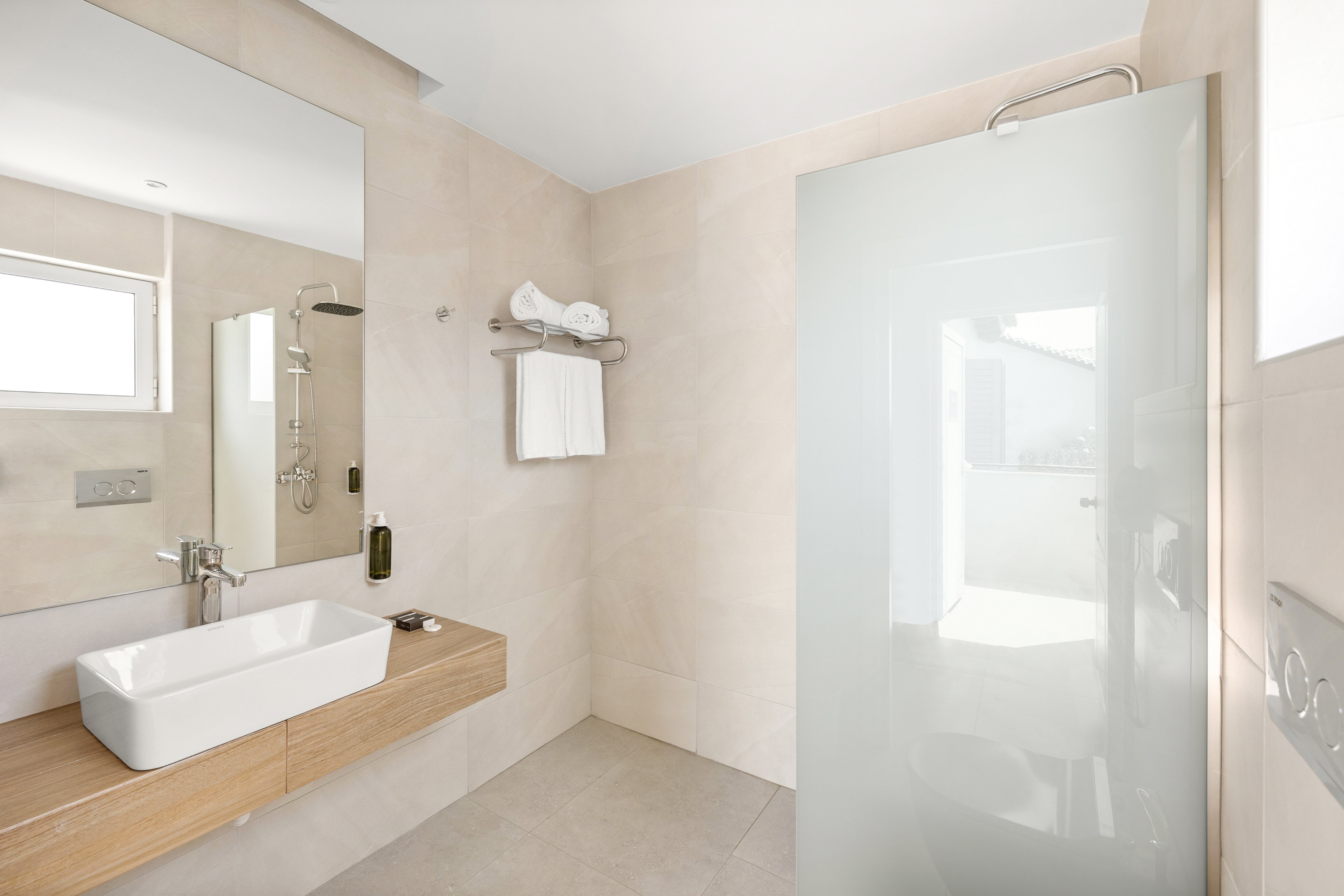 White Olive Marine Aquapark