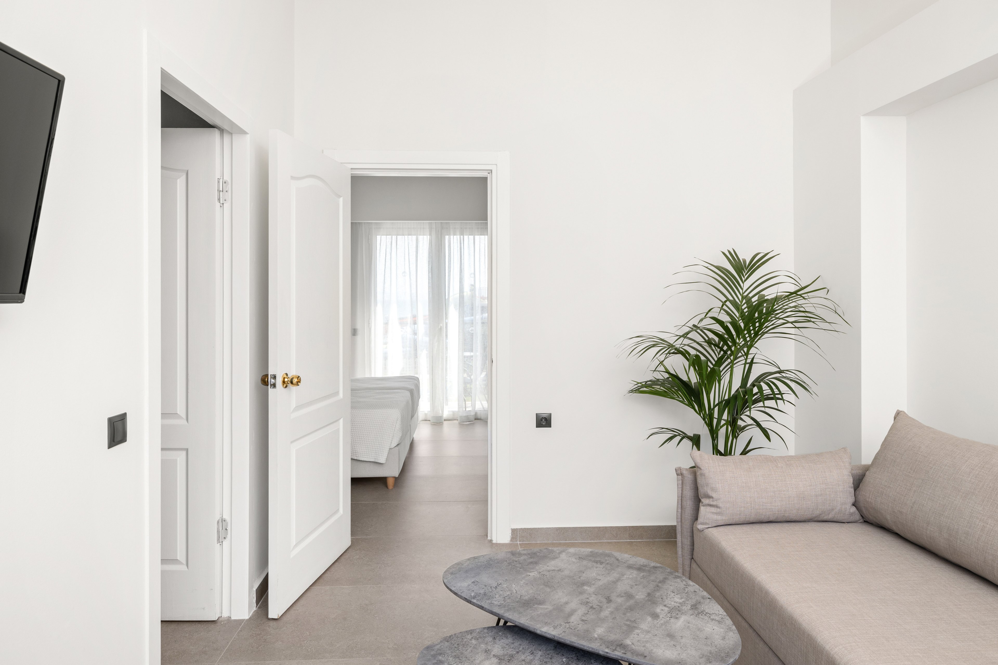 White Olive Marine Aquapark