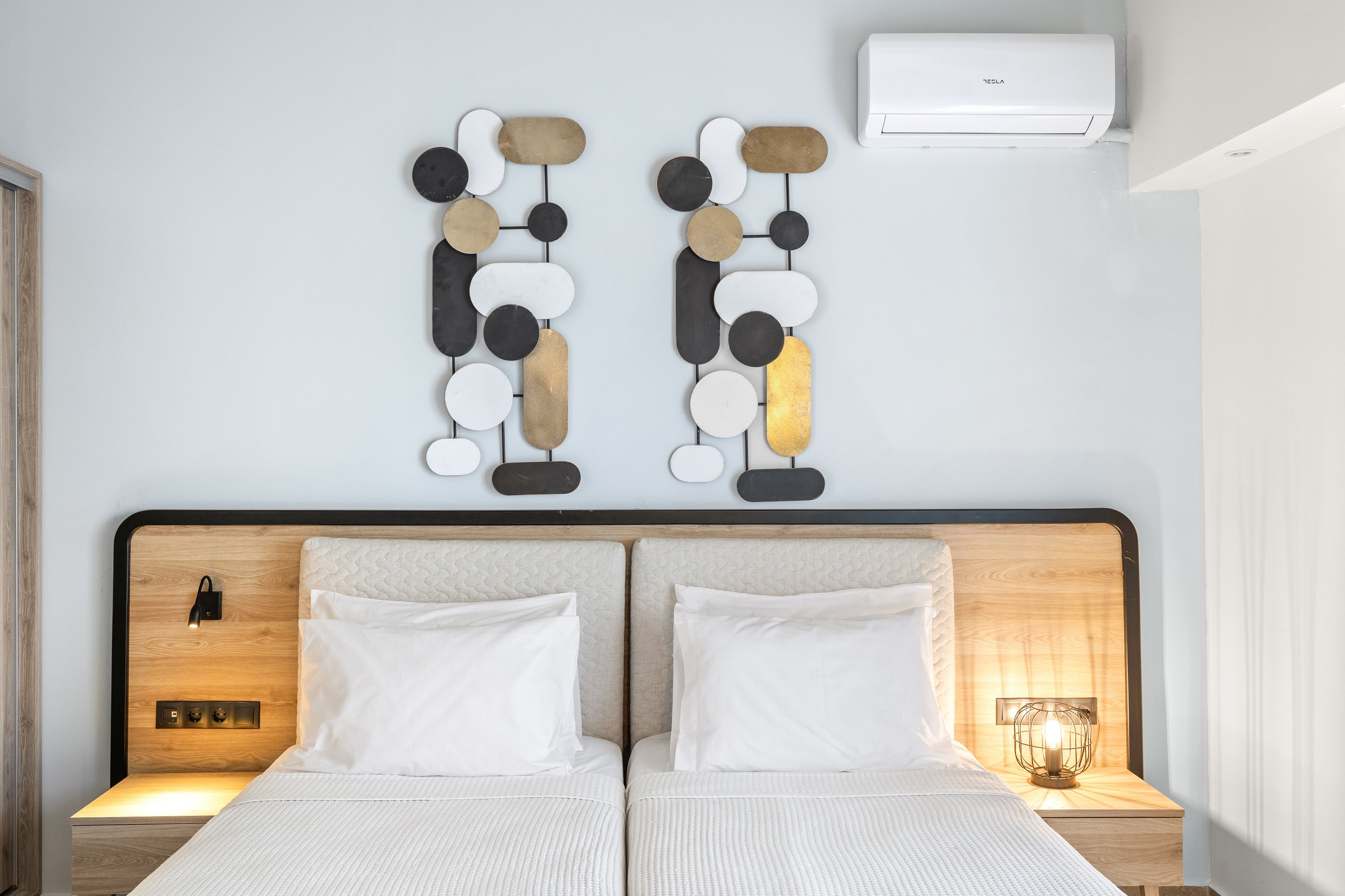 White Olive Marine Aquapark