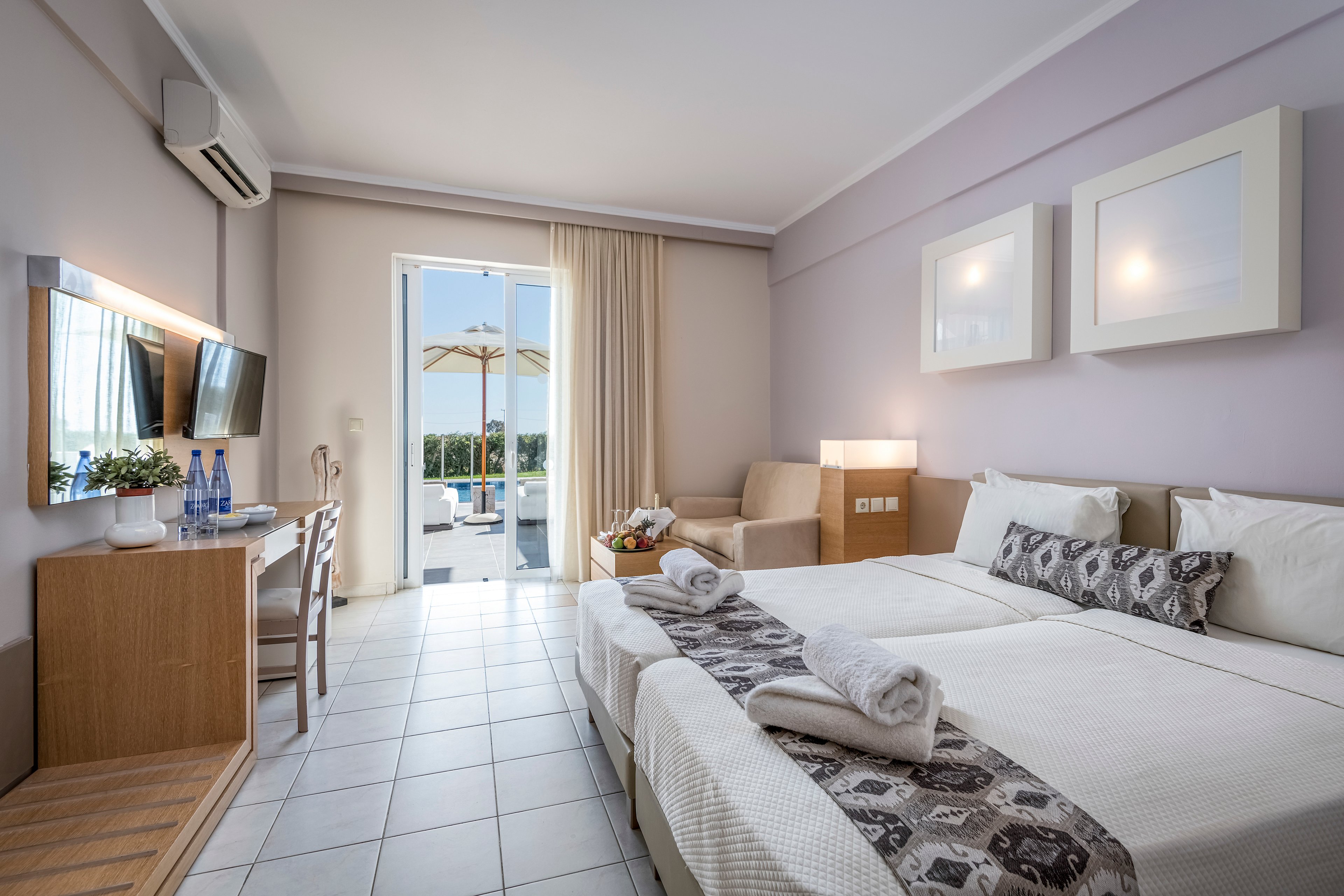 Sovereign Beach Hotel