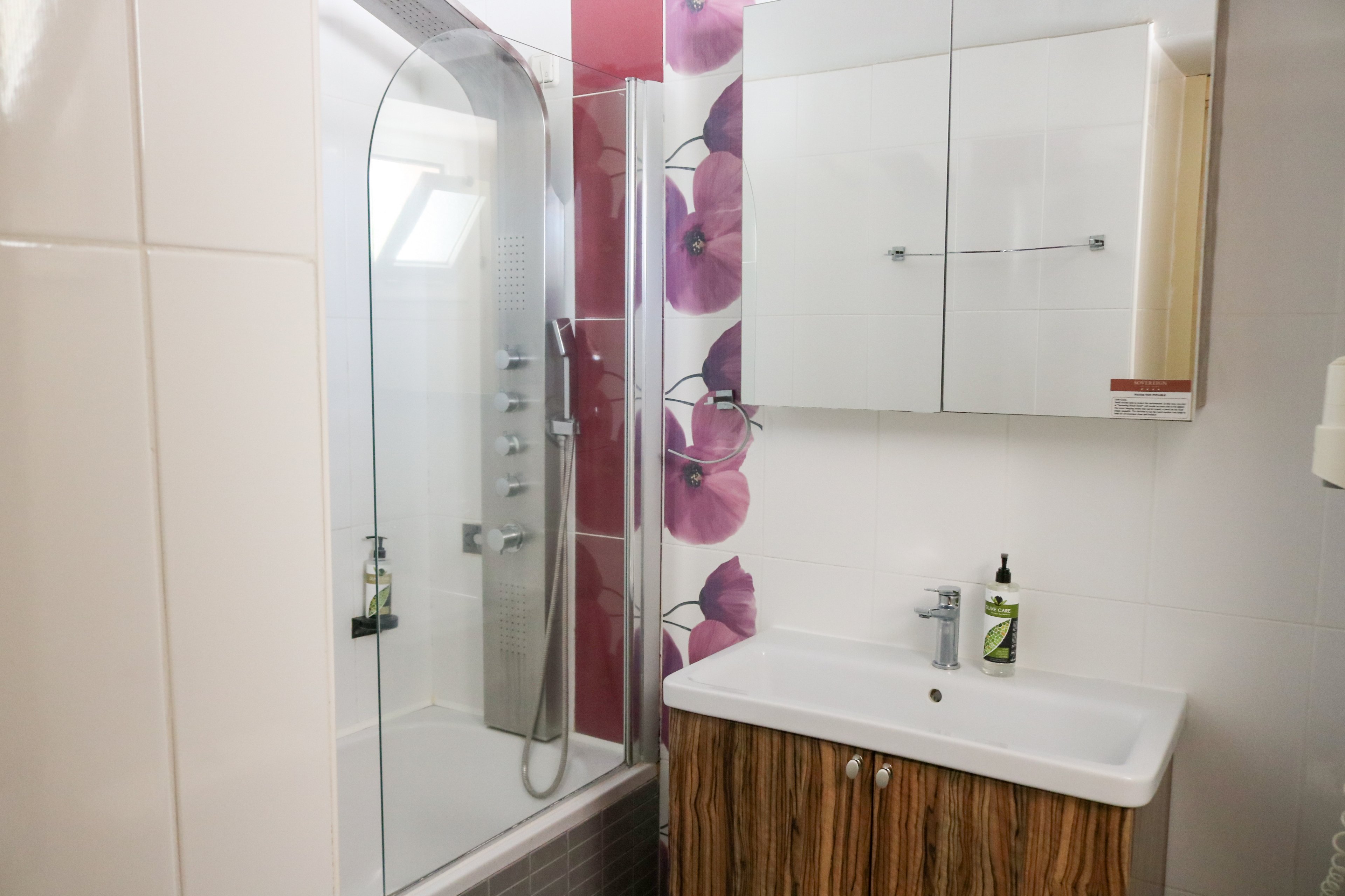 Sovereign Beach Hotel