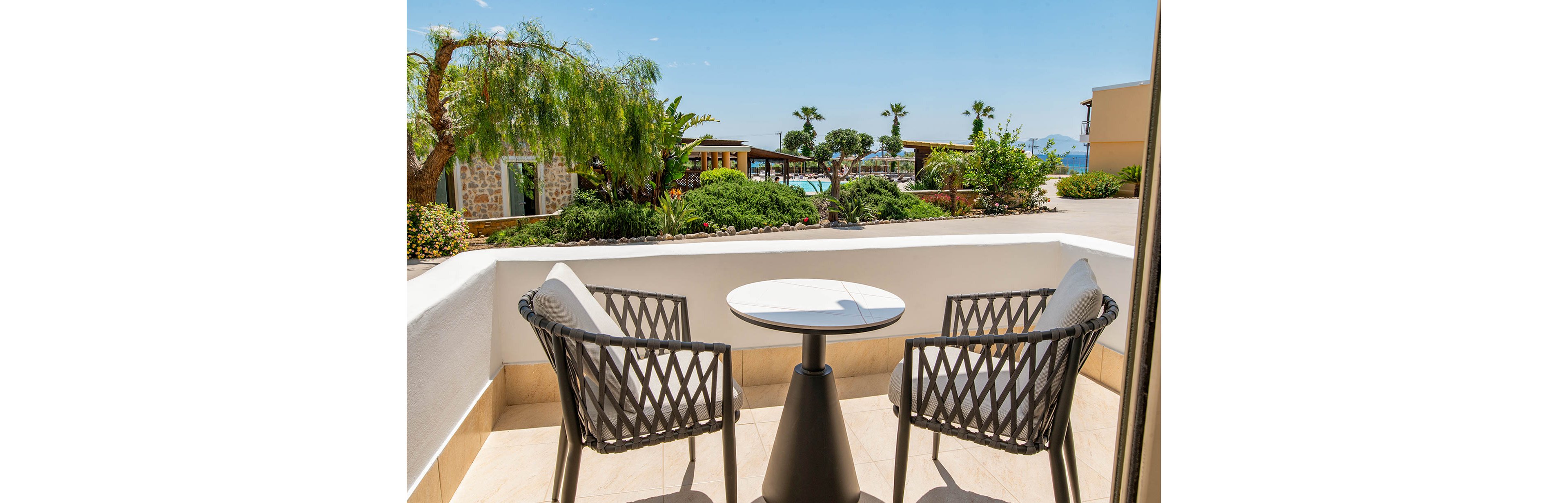 Grand Blue Beach Hotel