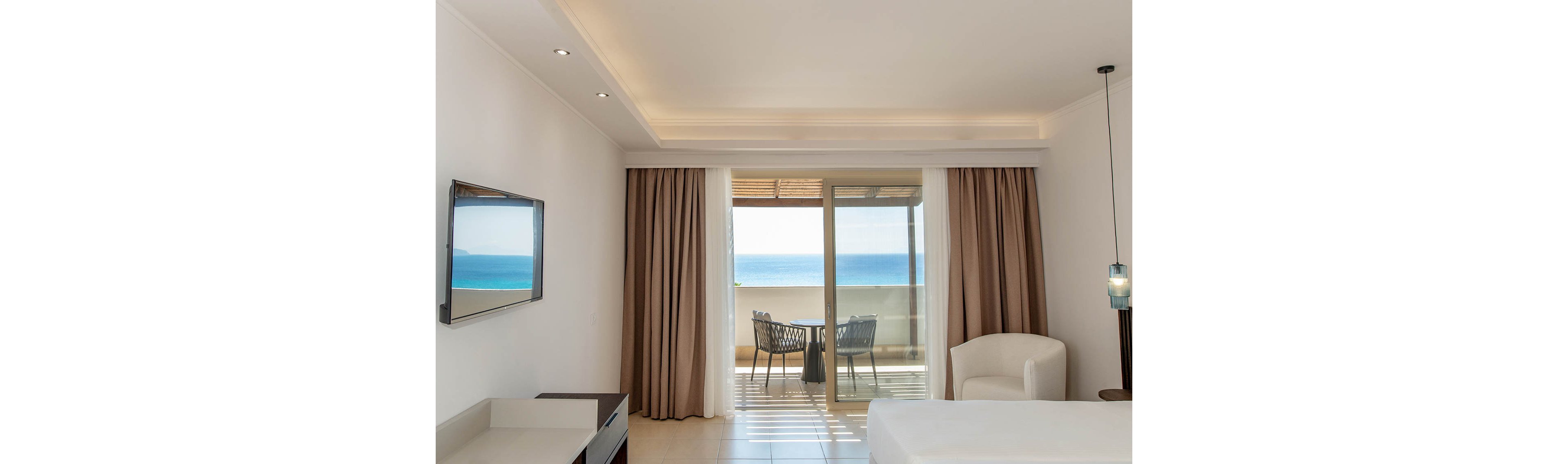 Grand Blue Beach Hotel