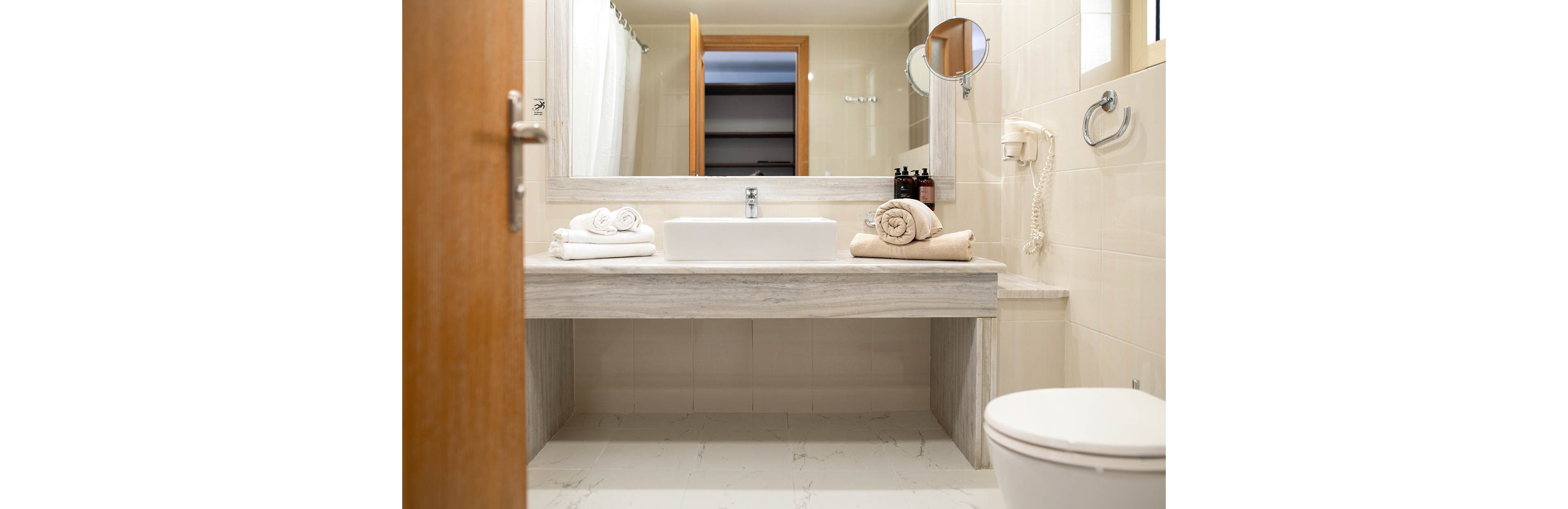 Grand Blue Beach Hotel