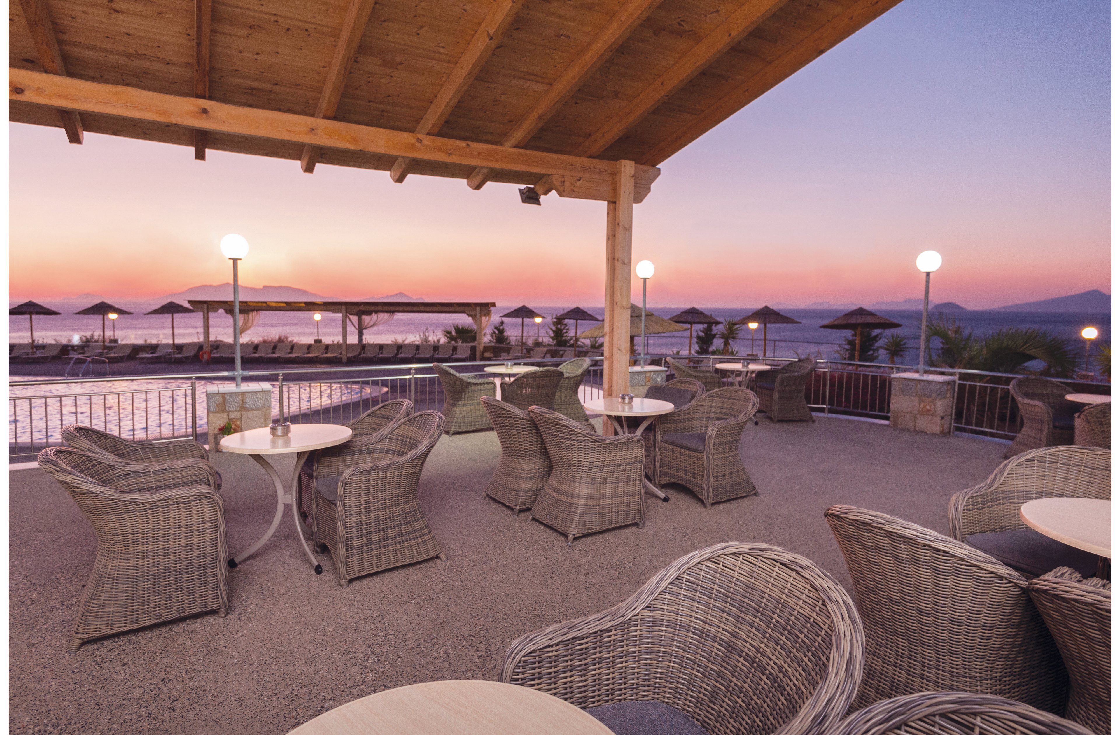 Grand Blue Beach Hotel