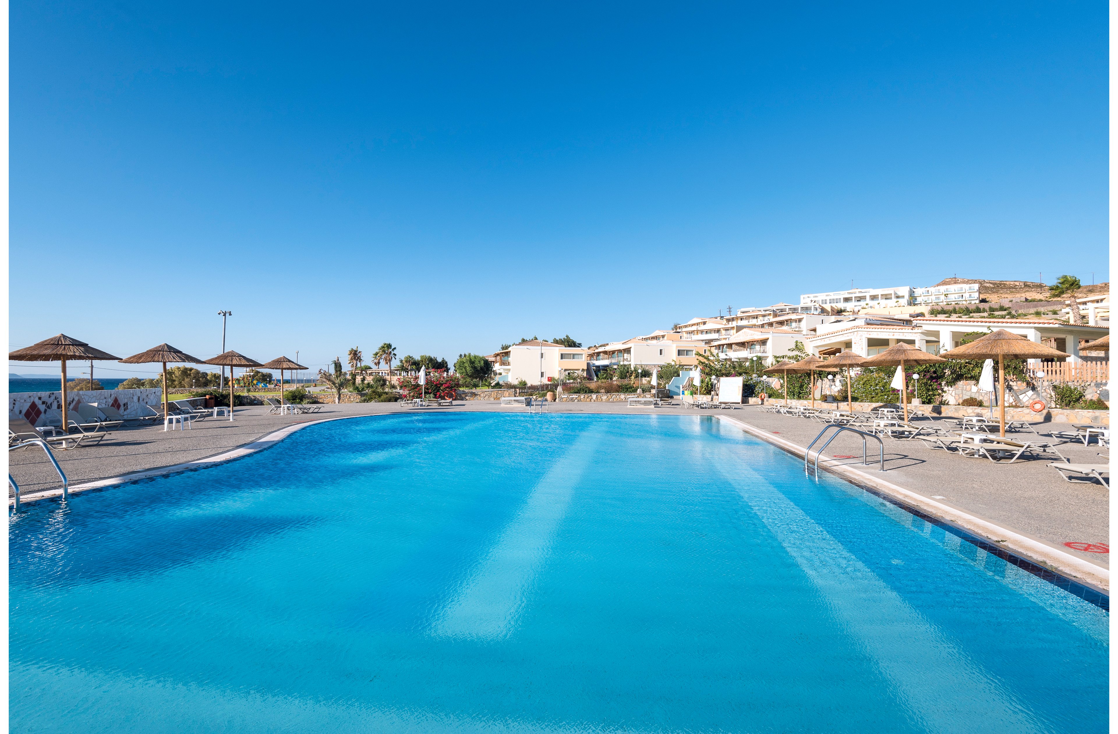 Grand Blue Beach Hotel