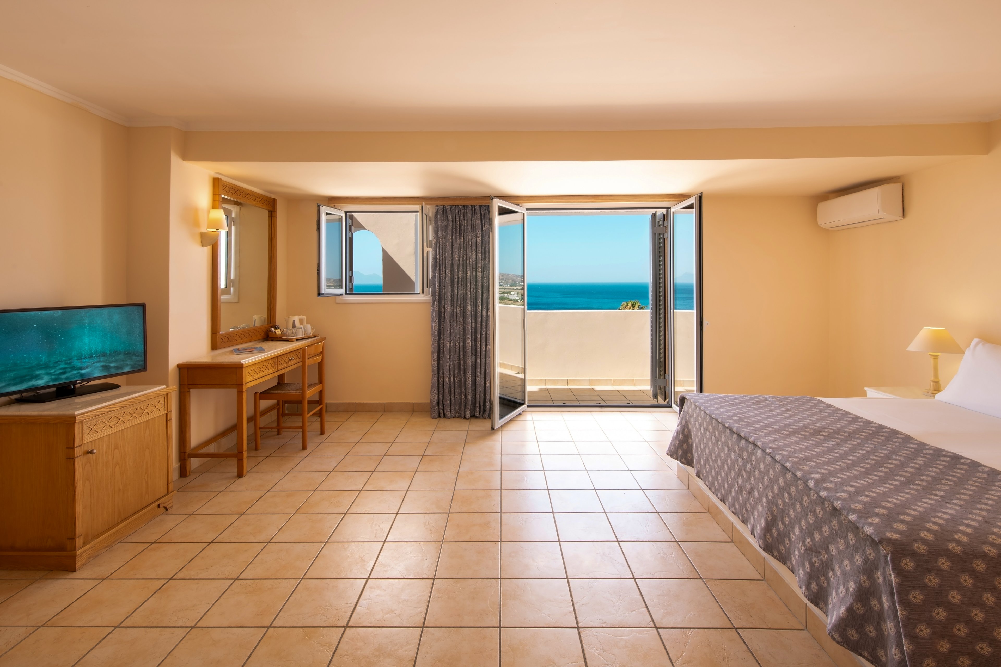 Canvas by Mitsis Family Village