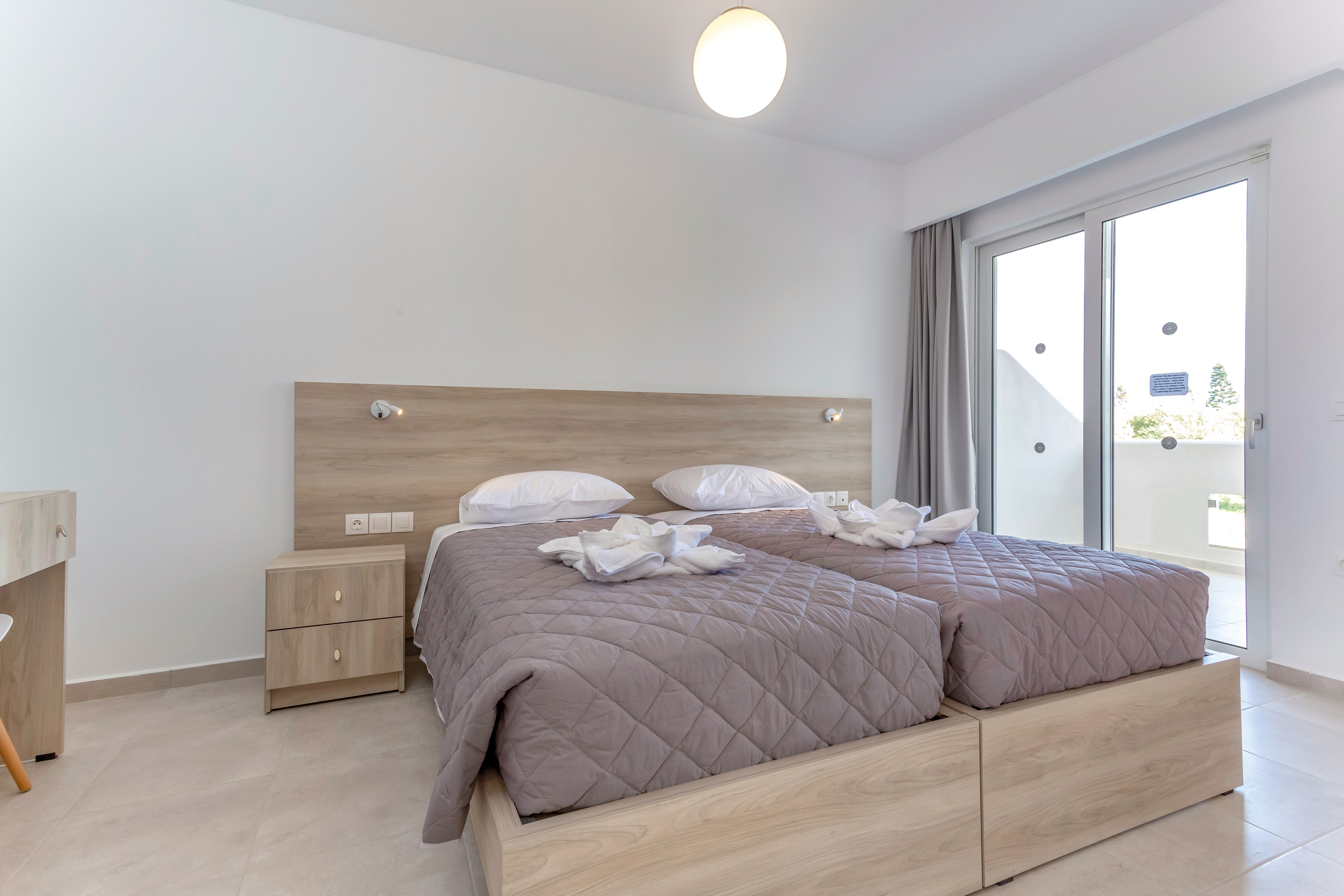 Yiannis The Beekeeper Apartments