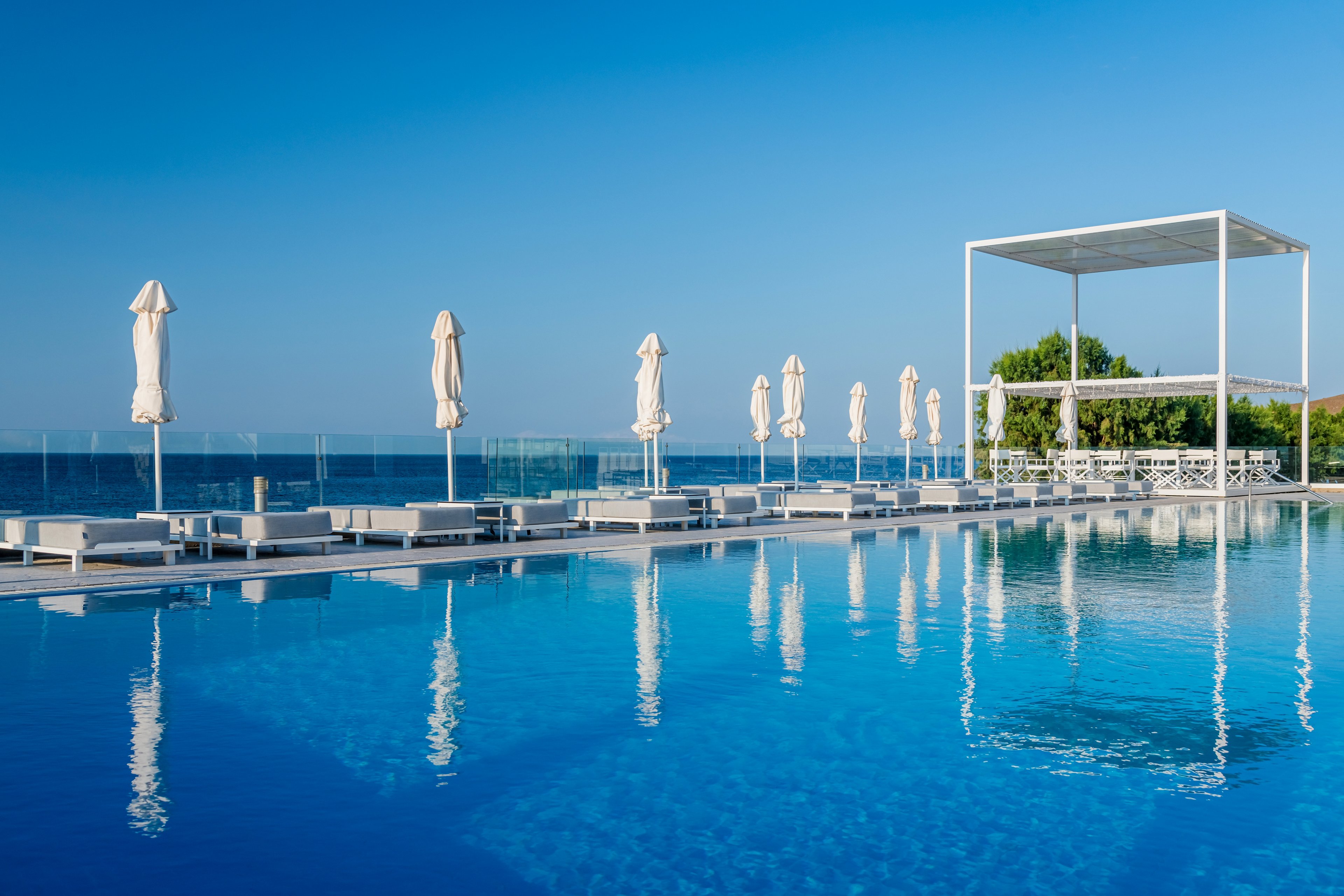 Dimitra Beach Hotel & Suites