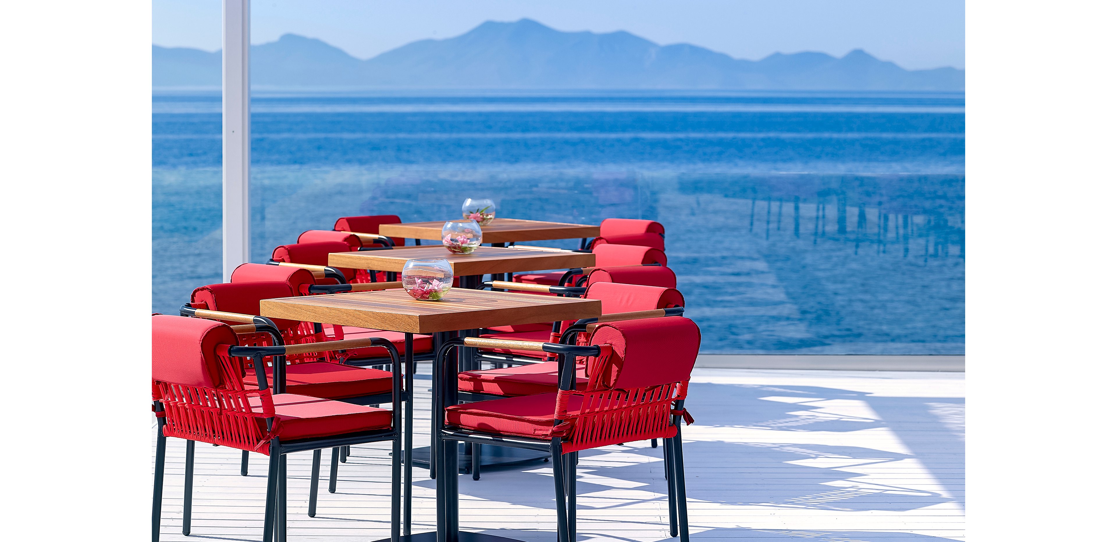 Dimitra Beach Hotel & Suites