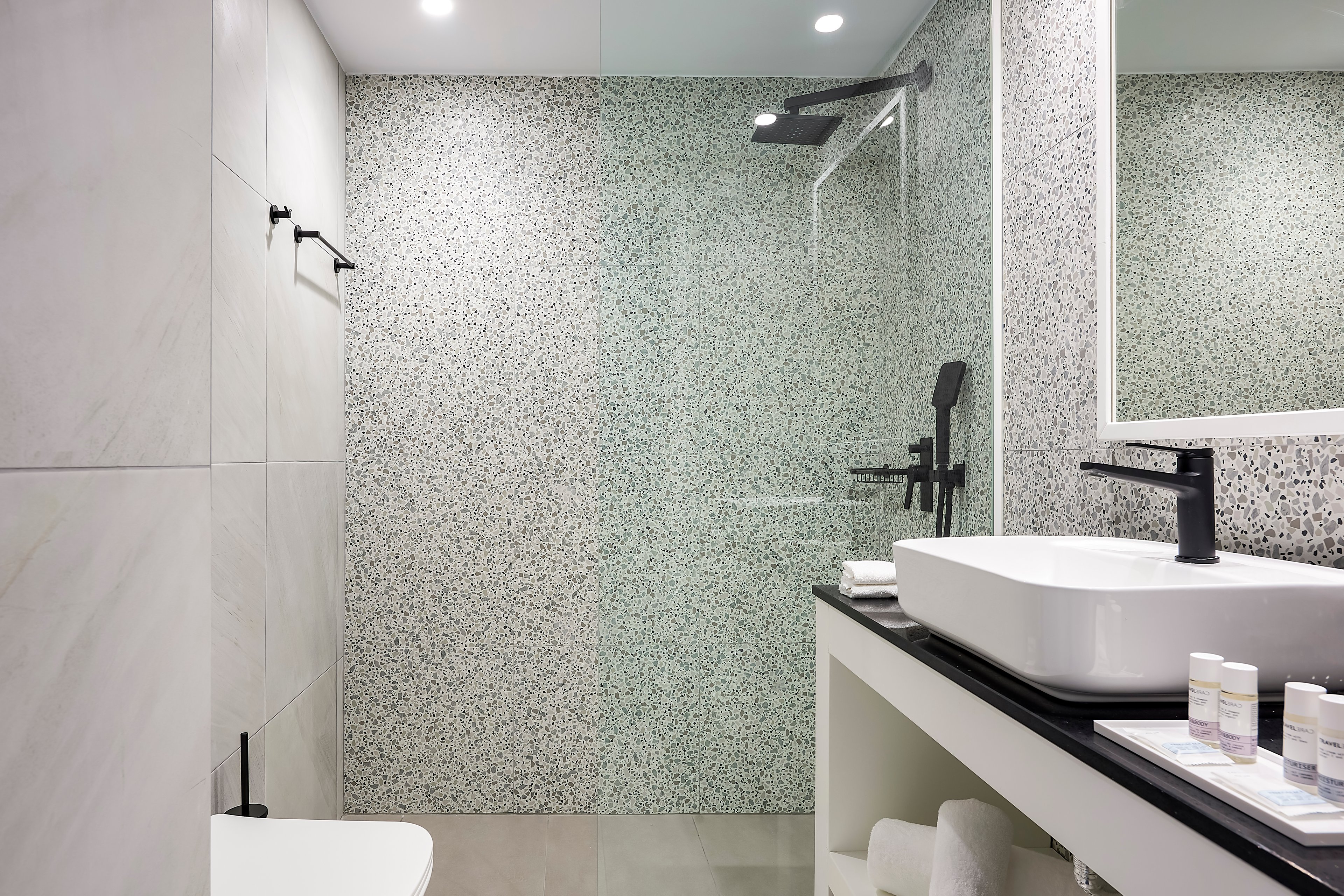 Dimitra Beach Hotel & Suites