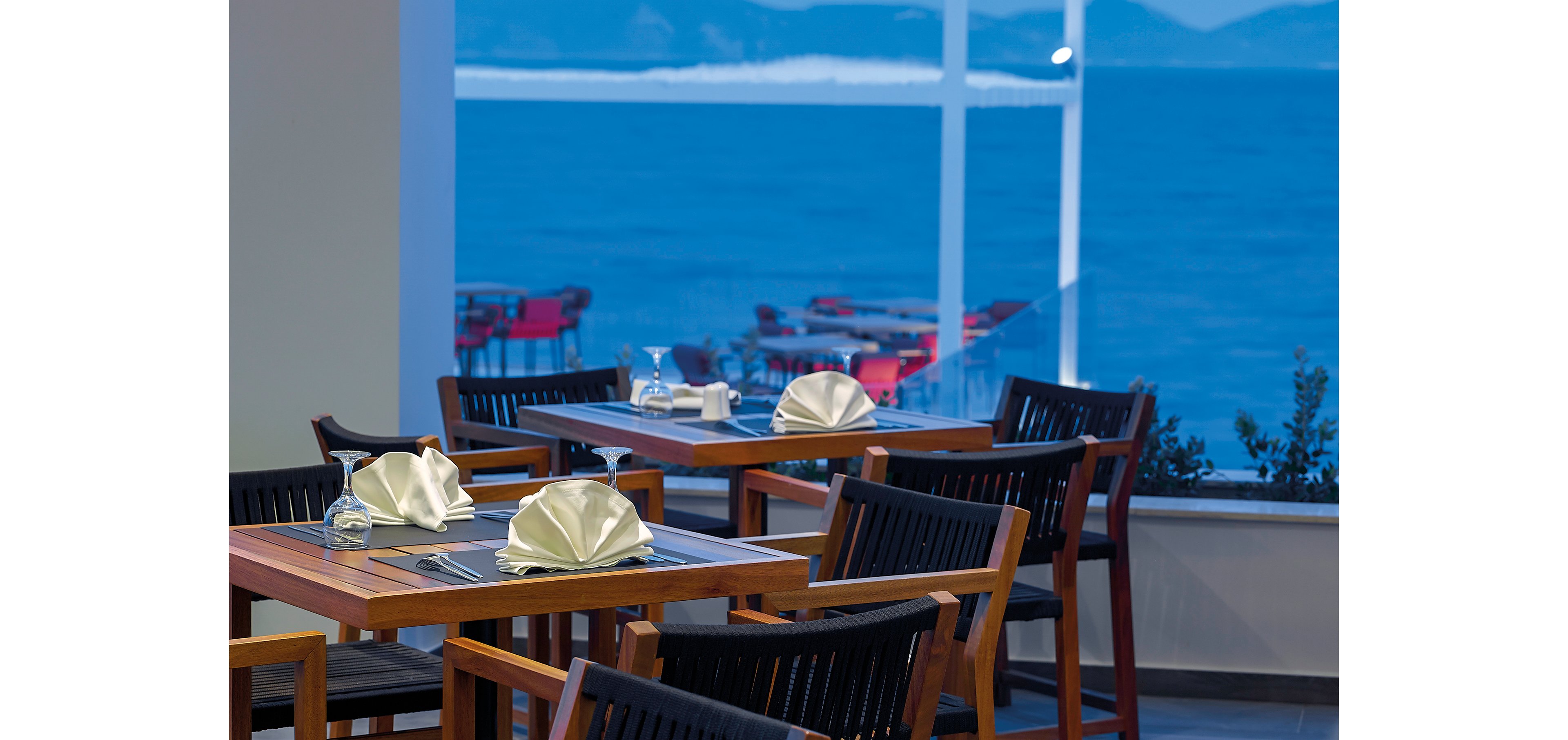 Dimitra Beach Hotel & Suites