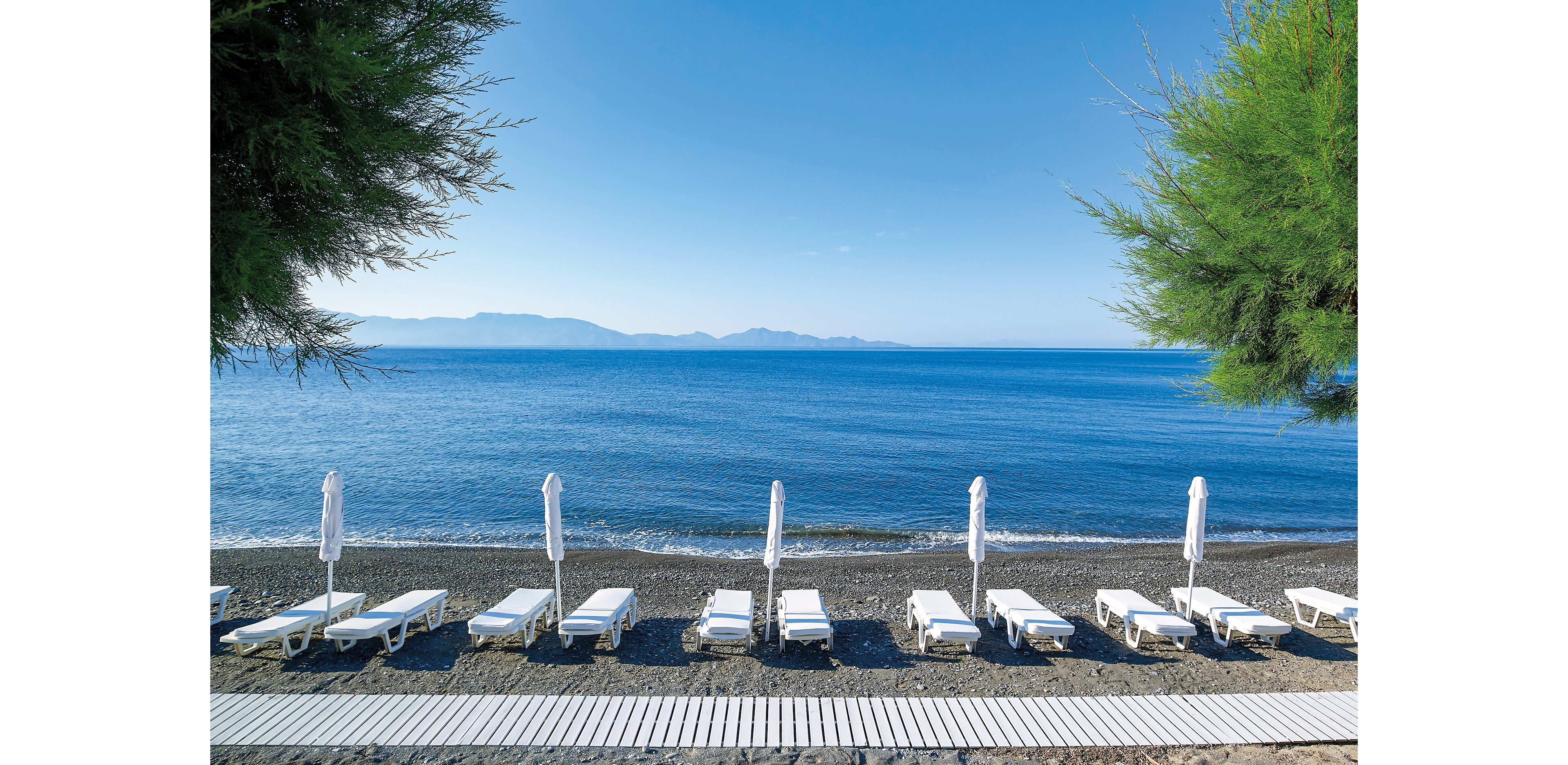 Dimitra Beach Hotel & Suites