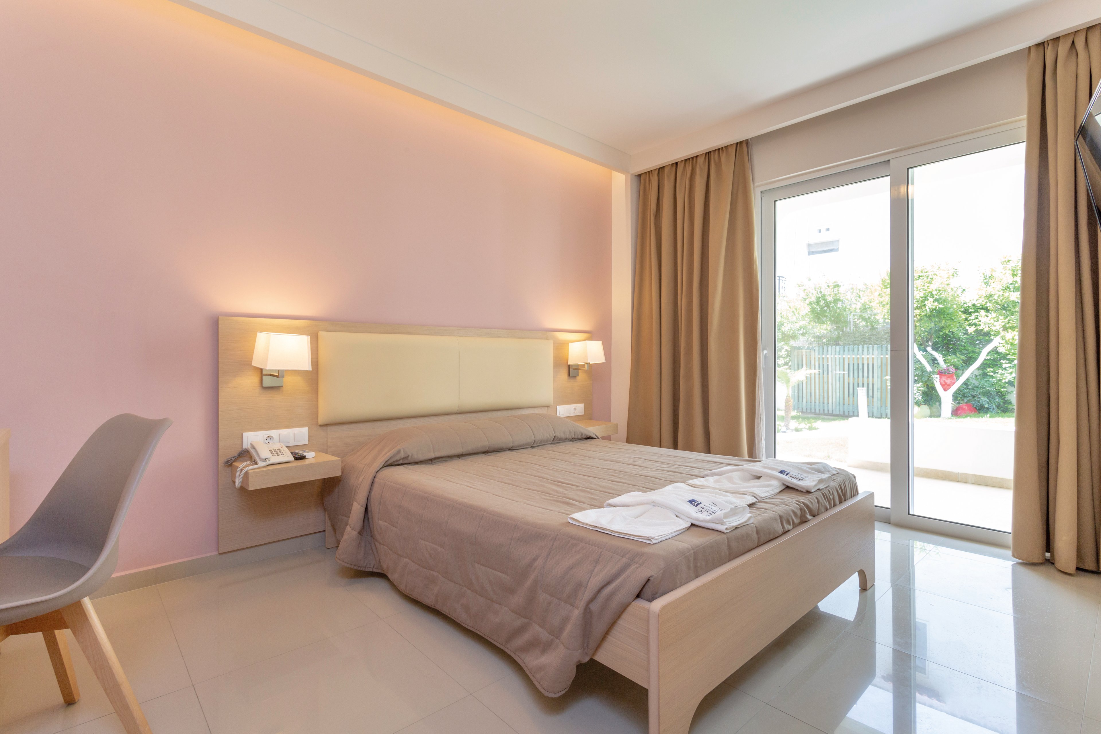 Agrelli Hotel & Suites