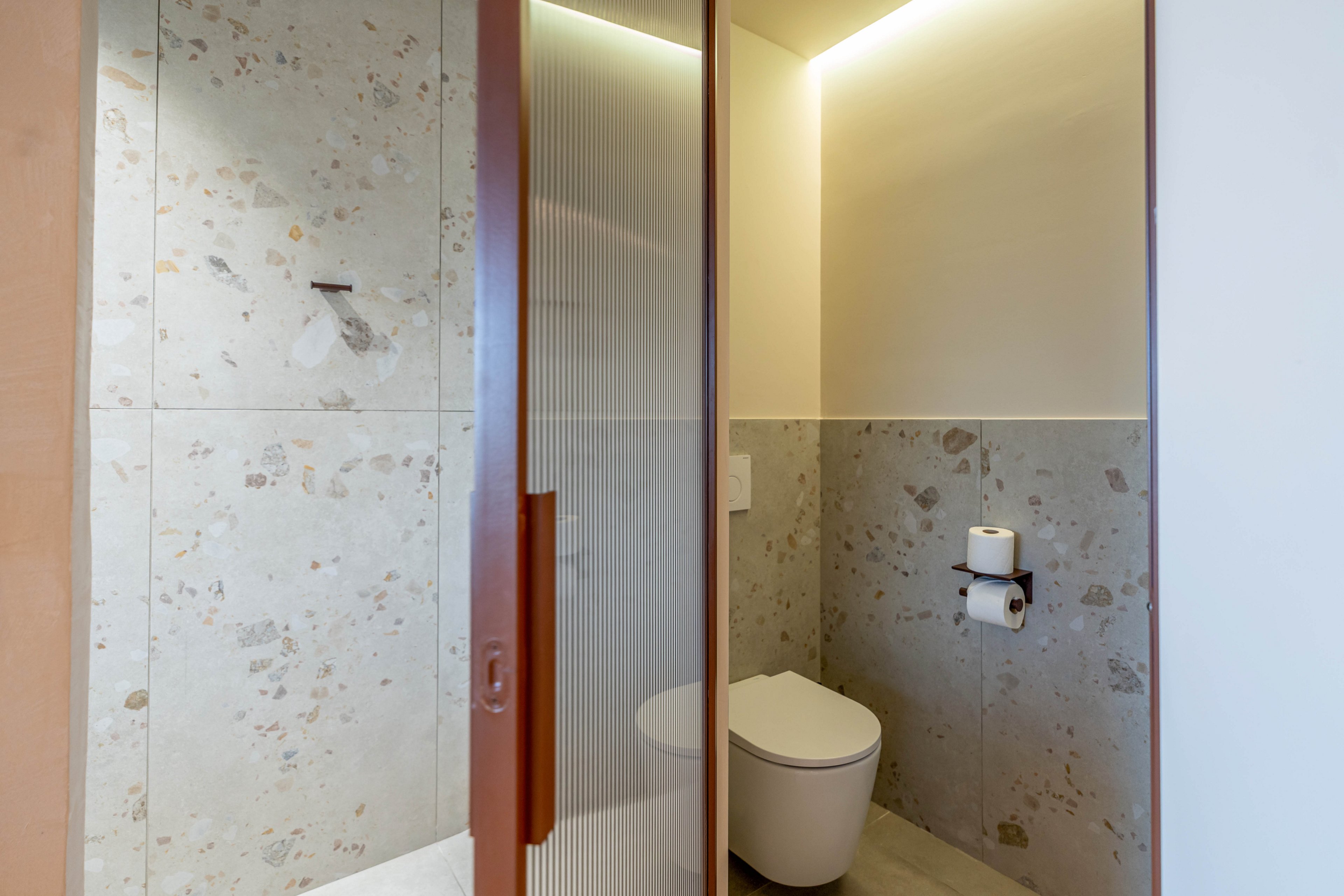 ARATO by E.Geo