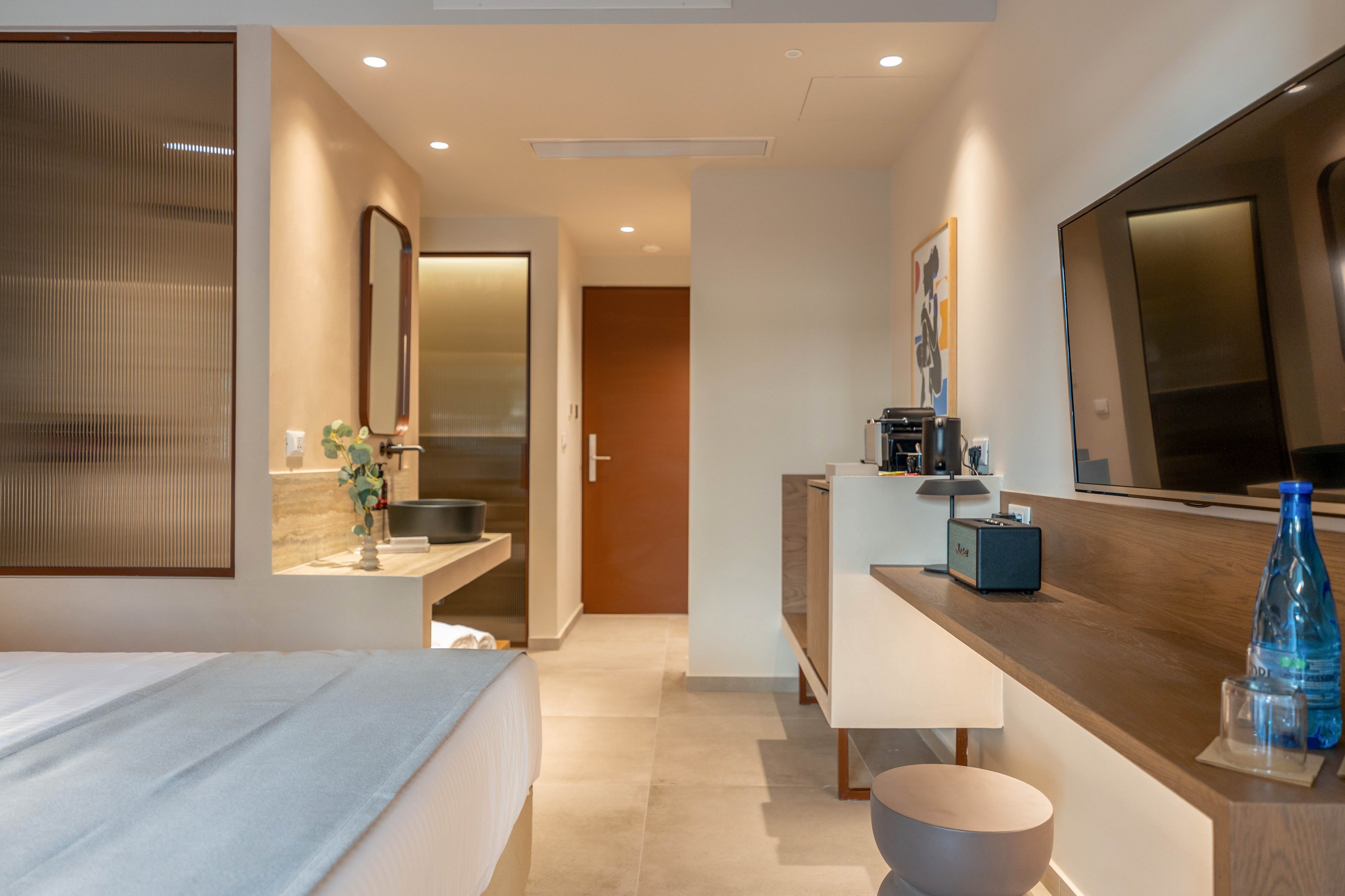 ARATO by E.Geo