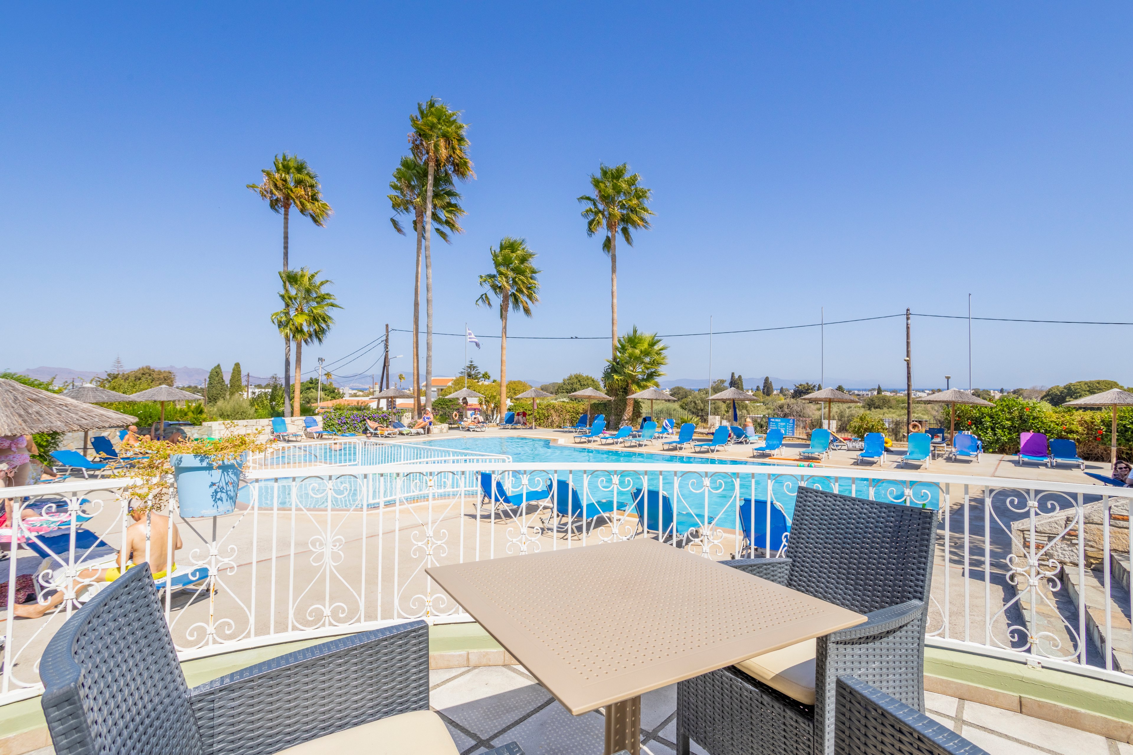 Ampavris Family Apartments